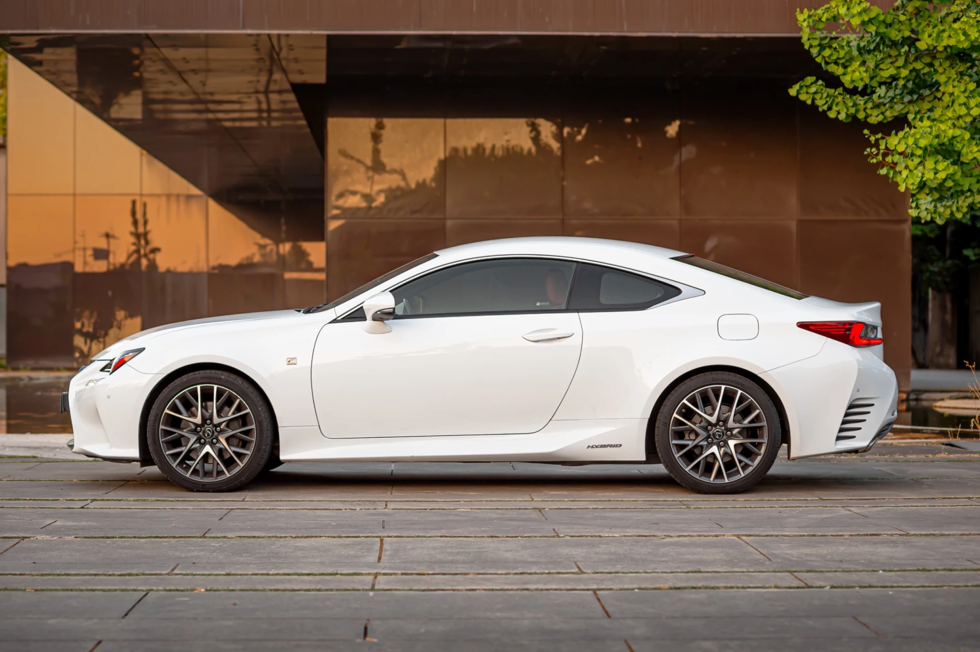 Lexus RC 300h F Sport 50