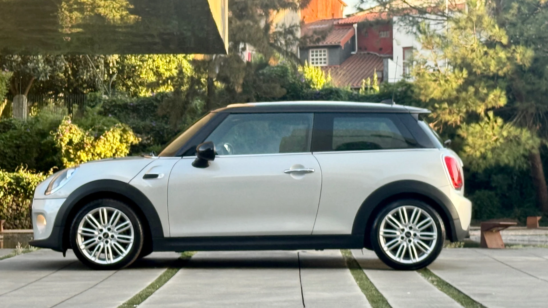 MINI 3 Portas ONE d 21