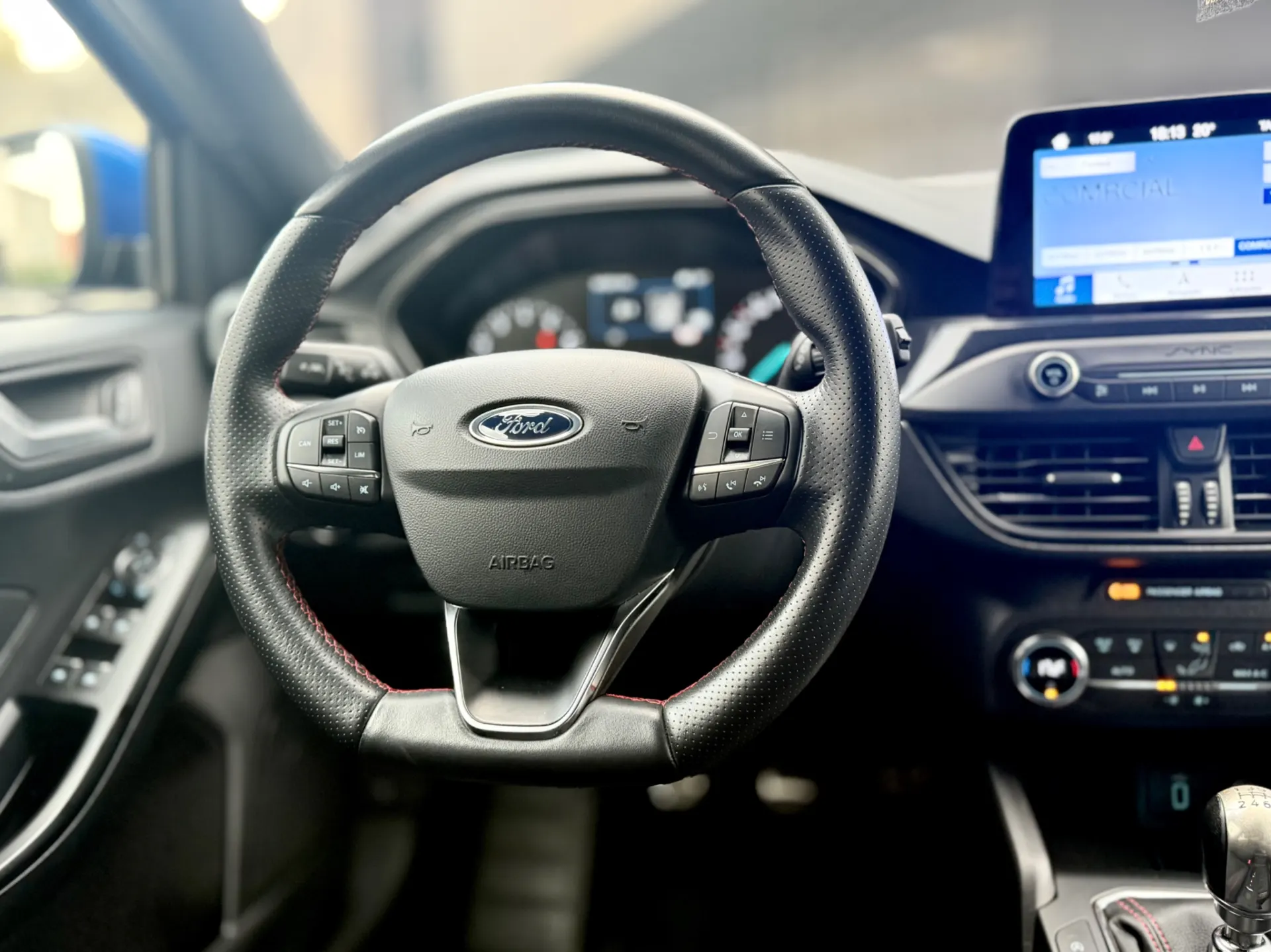 Ford Focus 1.0 EcoBoost ST-Line 3