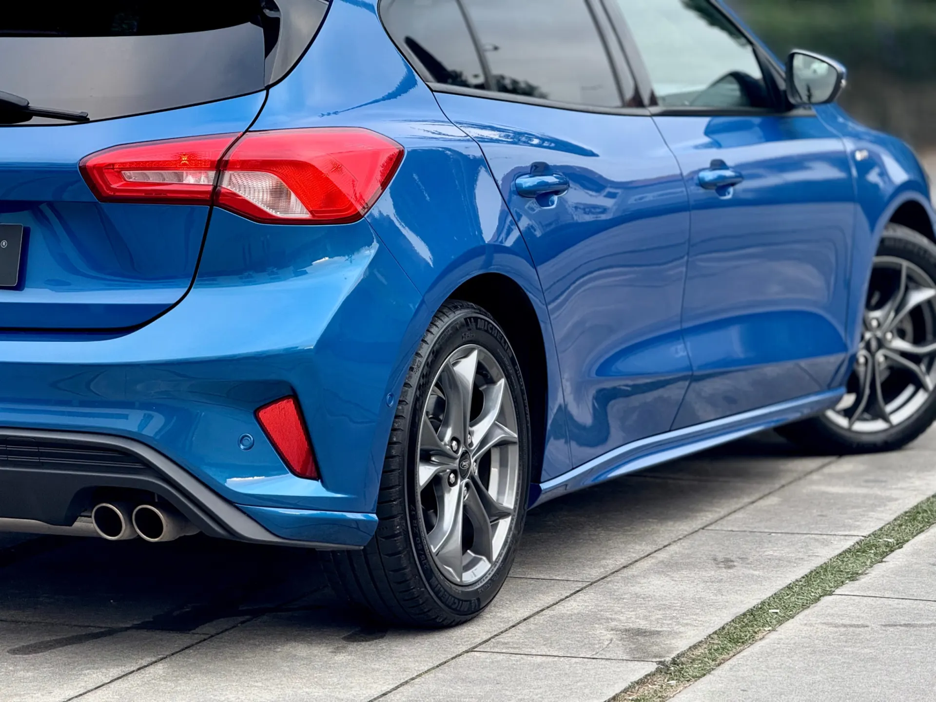 Ford Focus 1.0 EcoBoost ST-Line 16