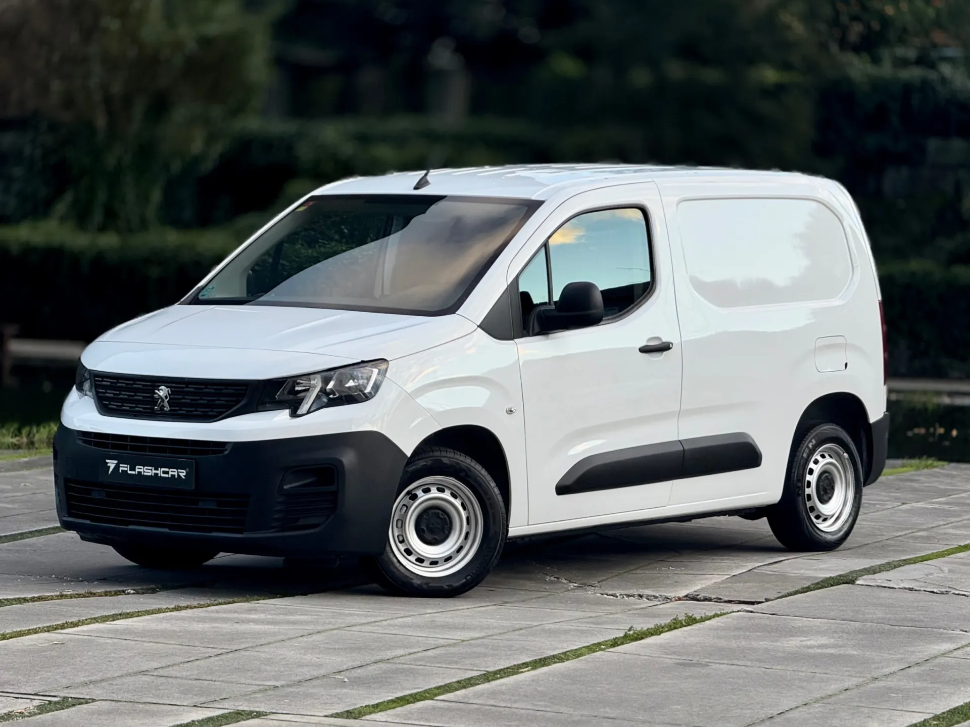 Peugeot Partner 2l comercial 15