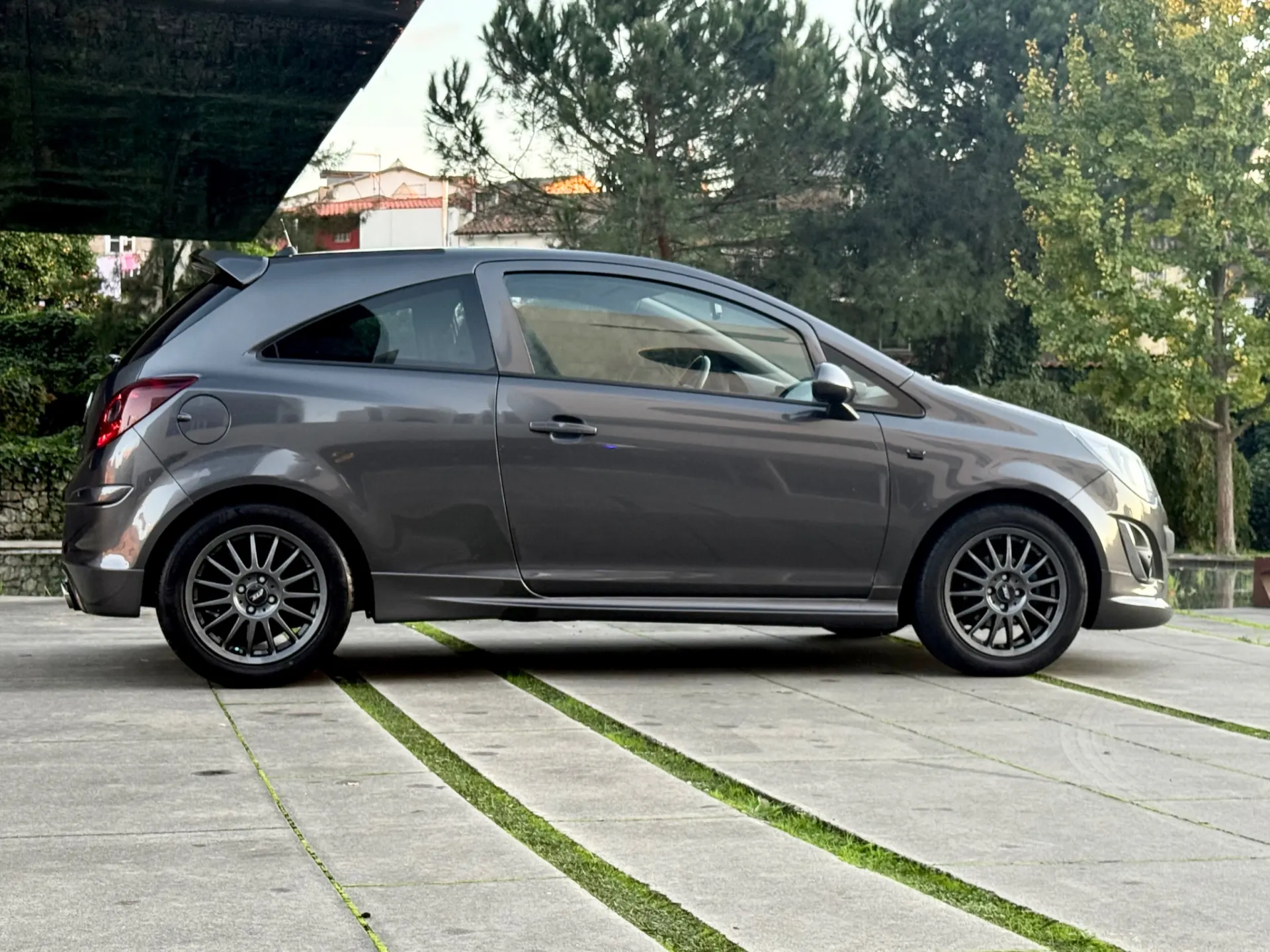 Opel Corsa 1.4 16V 15