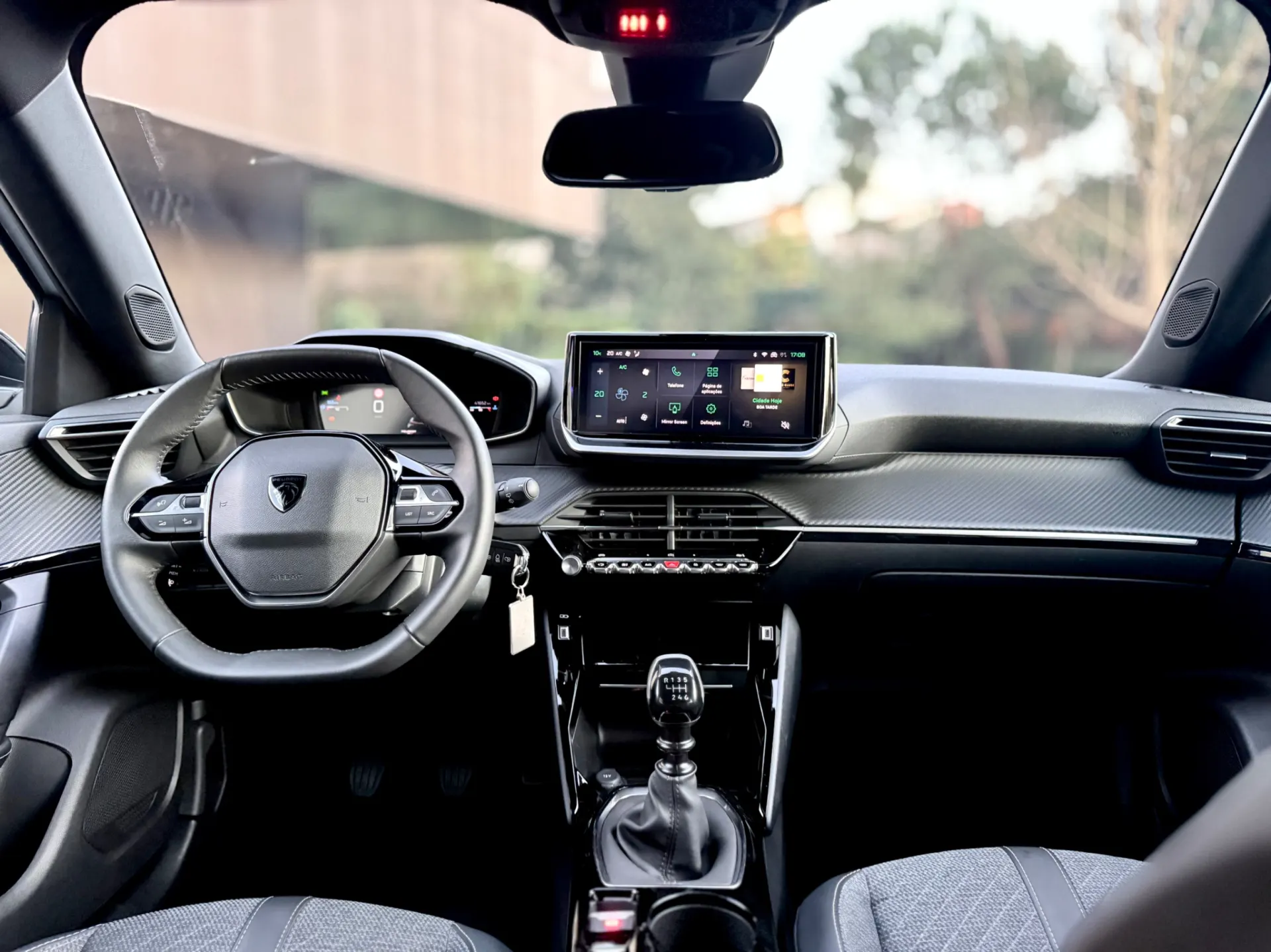 Peugeot 2008 1.2 PureTech Allure Pack 9