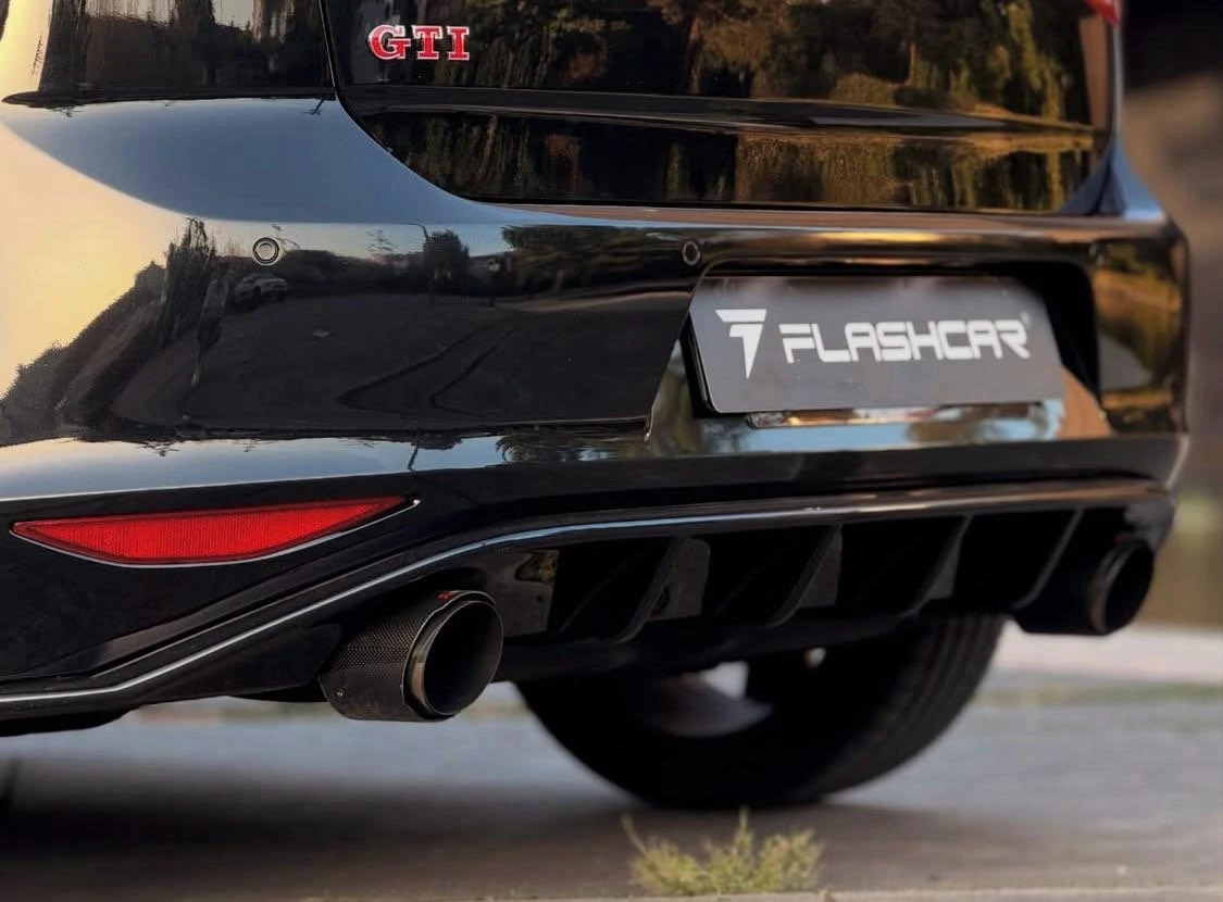 Volkswagen Golf GTI performance 23