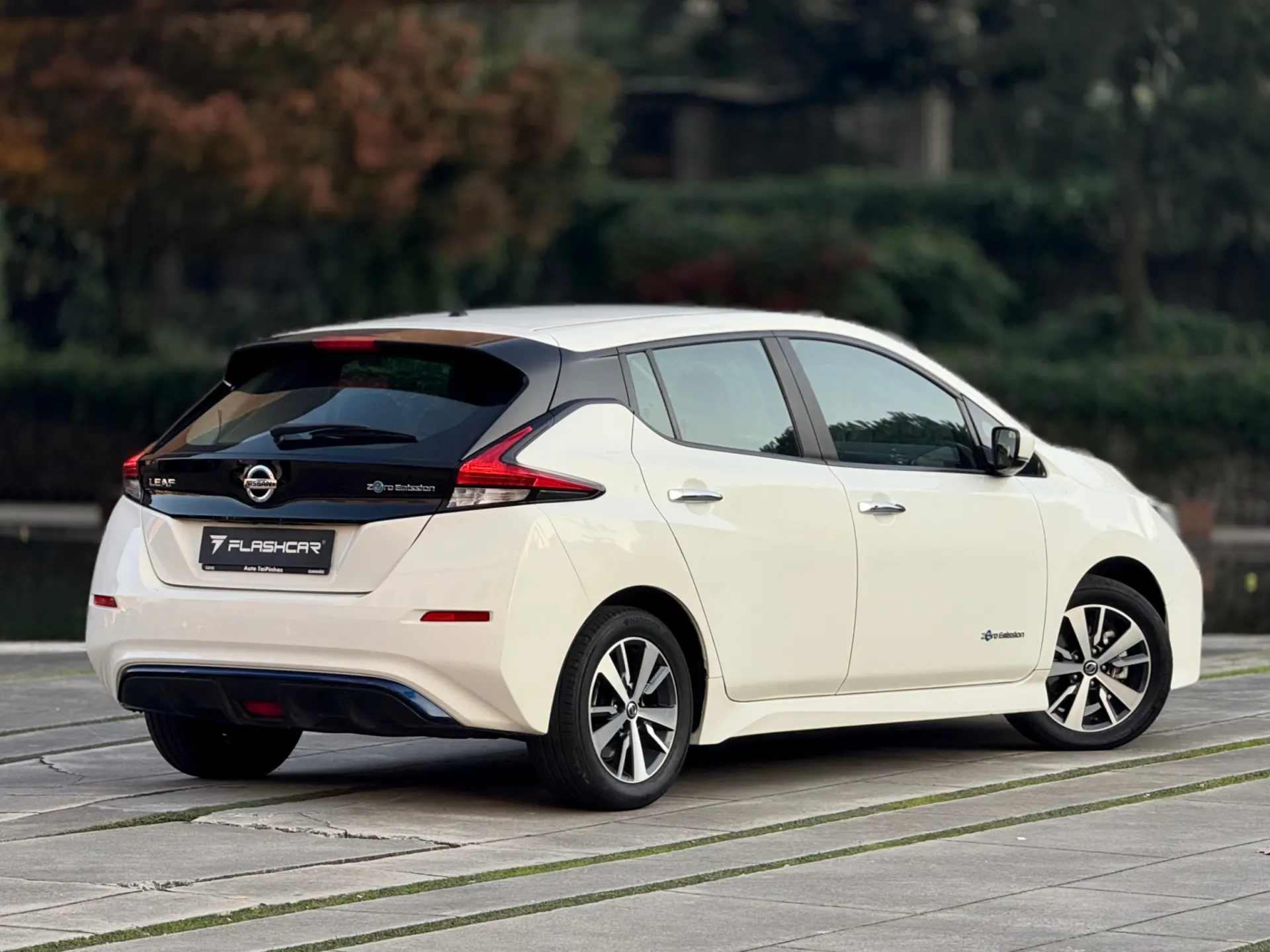 Nissan Leaf N-Connecta Full Led 2