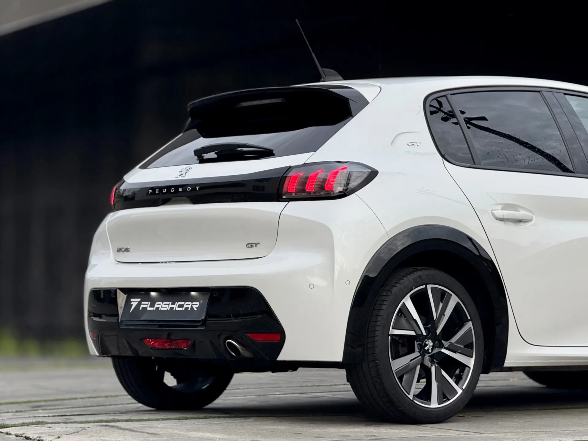 Peugeot 208 1.5 BlueHDi GT Pack 27