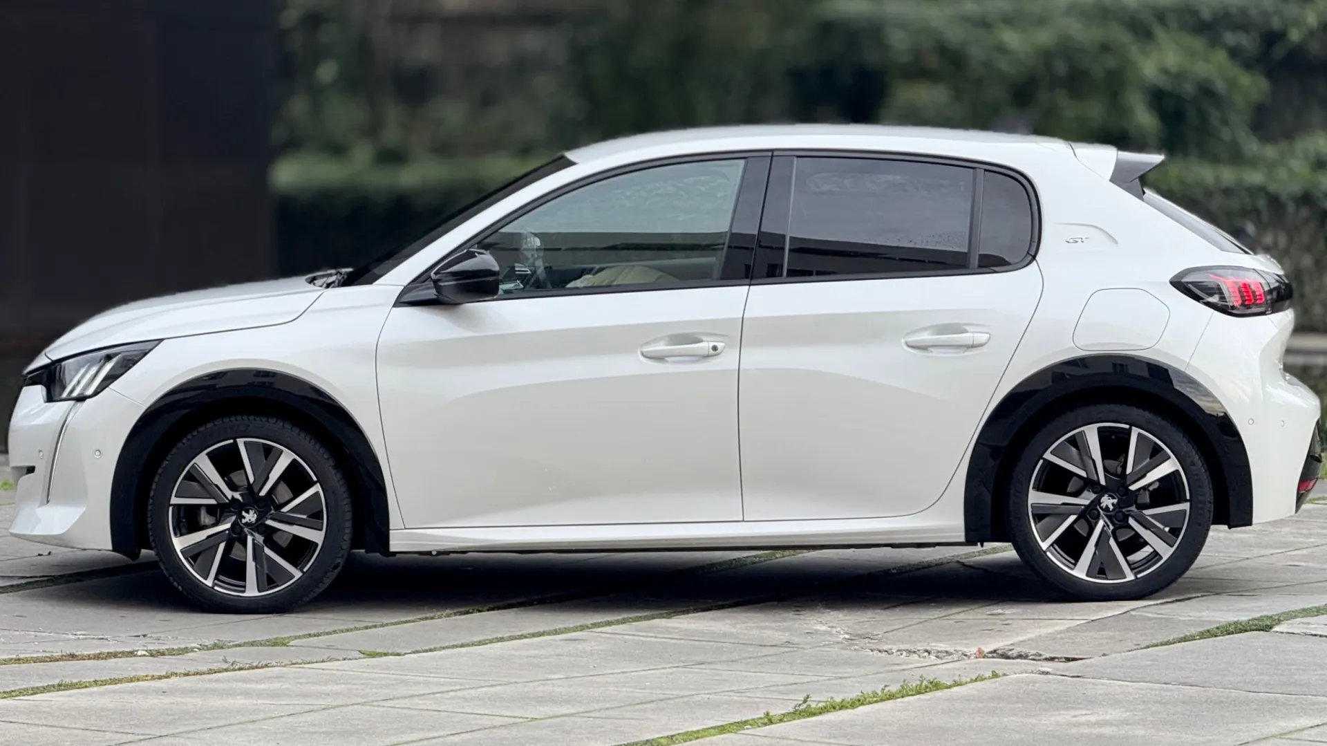 Peugeot 208 1.5 BlueHDi GT Pack 35