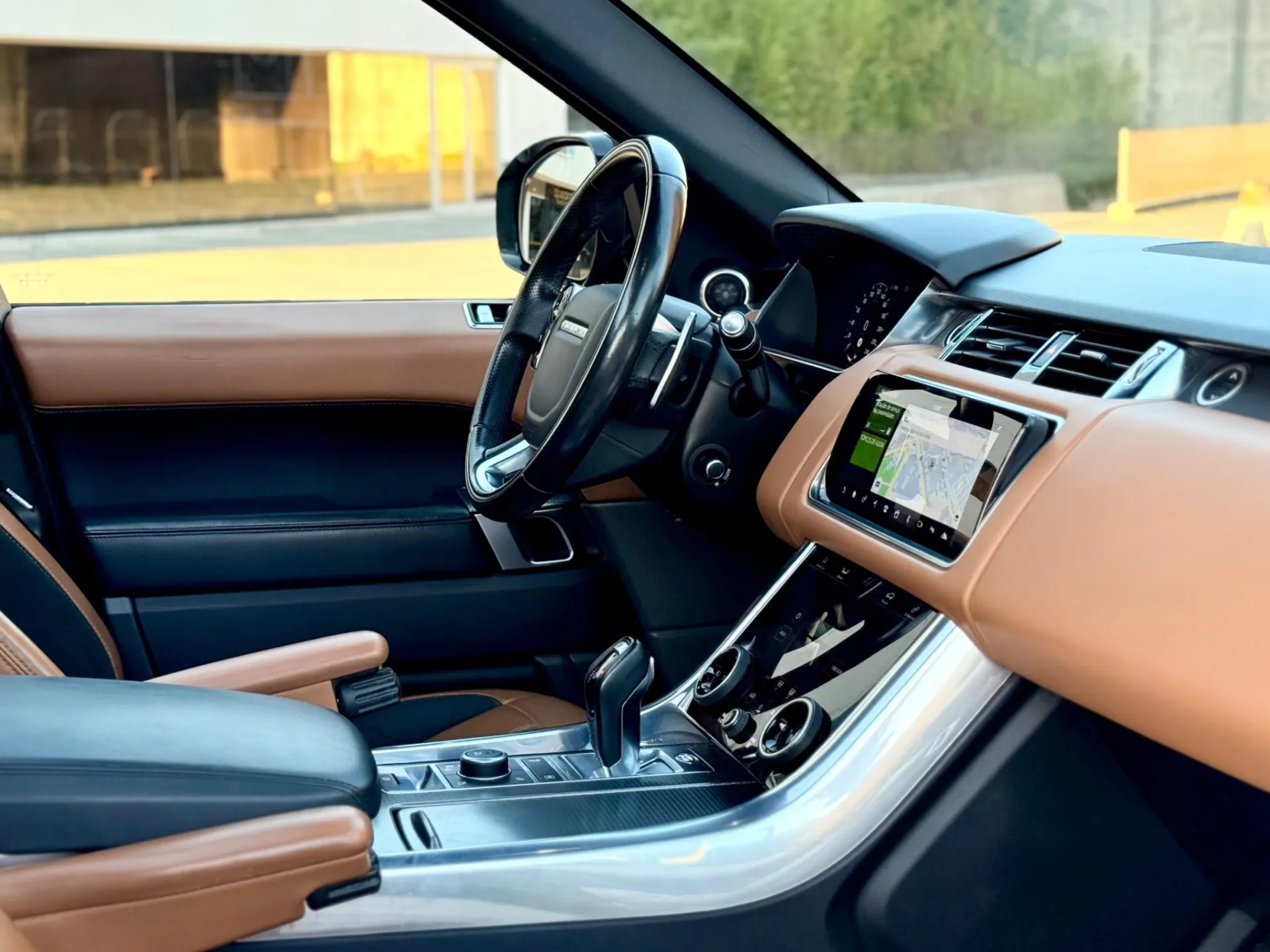 Land Rover Range Rover Sport 2.0 Si4 PHEV Autobiography Dynamic 32