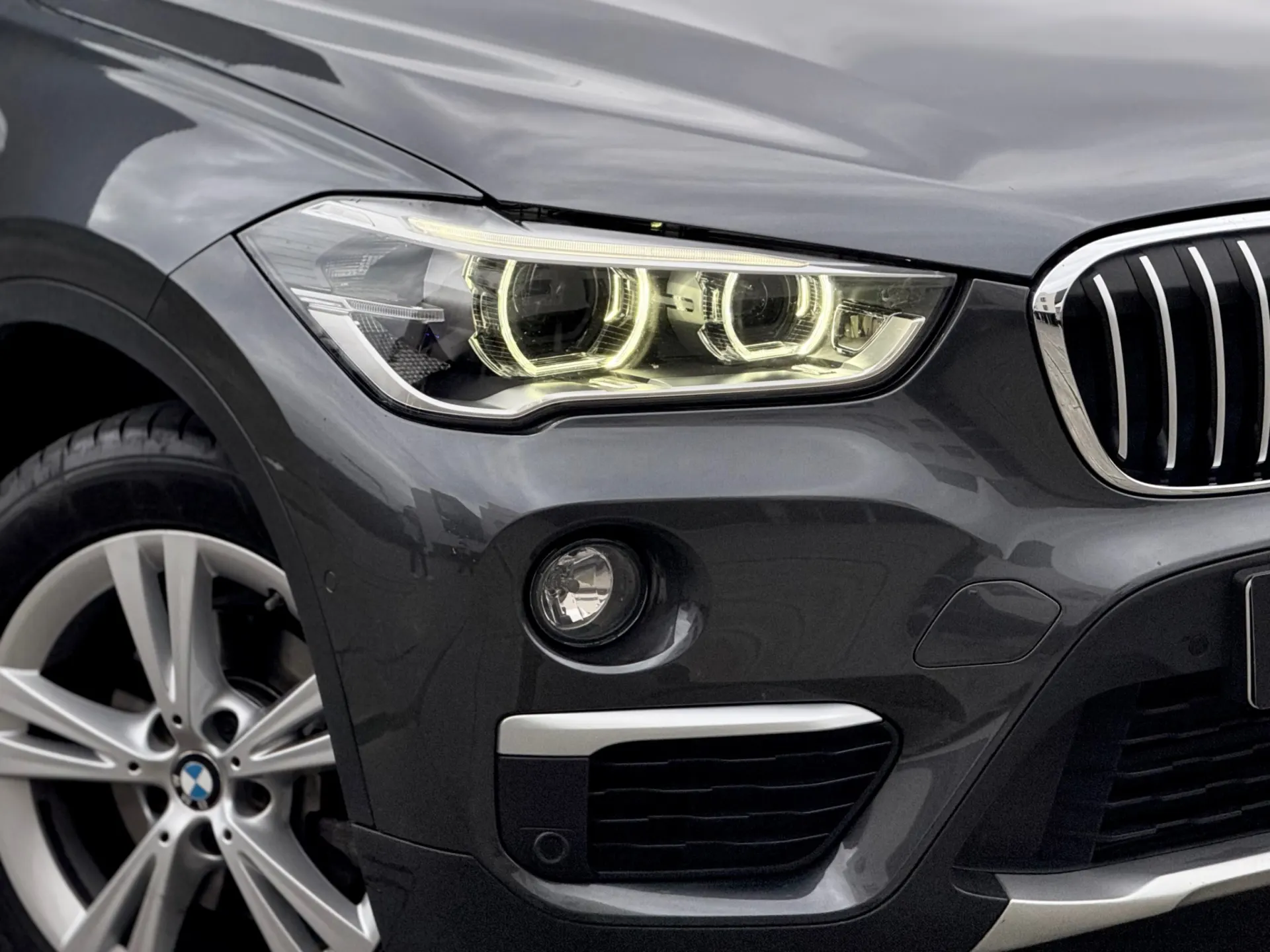 BMW X1 16 d sDrive xLine Auto 11