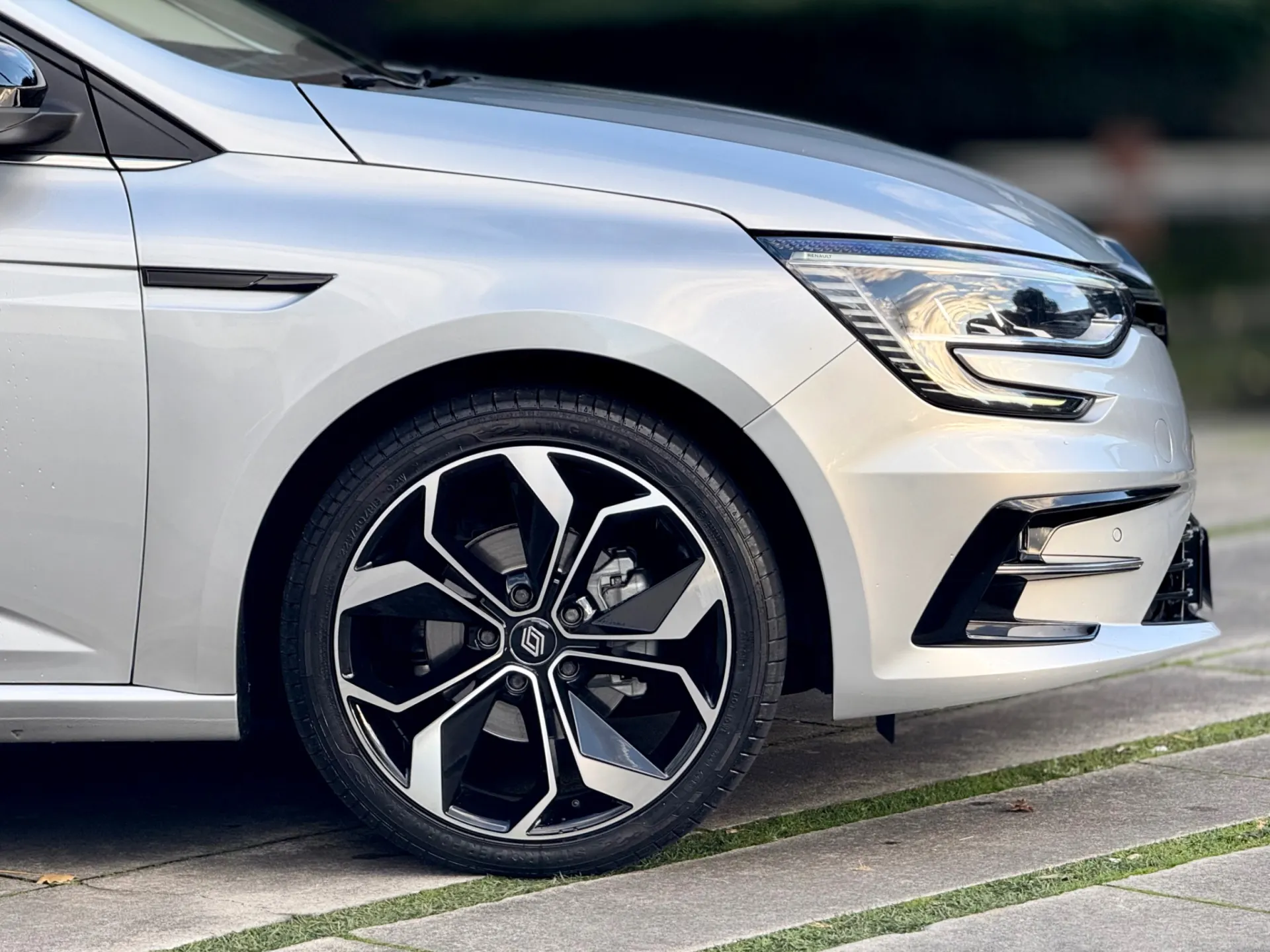 Renault Mégane Break Business EDC 115cv 11