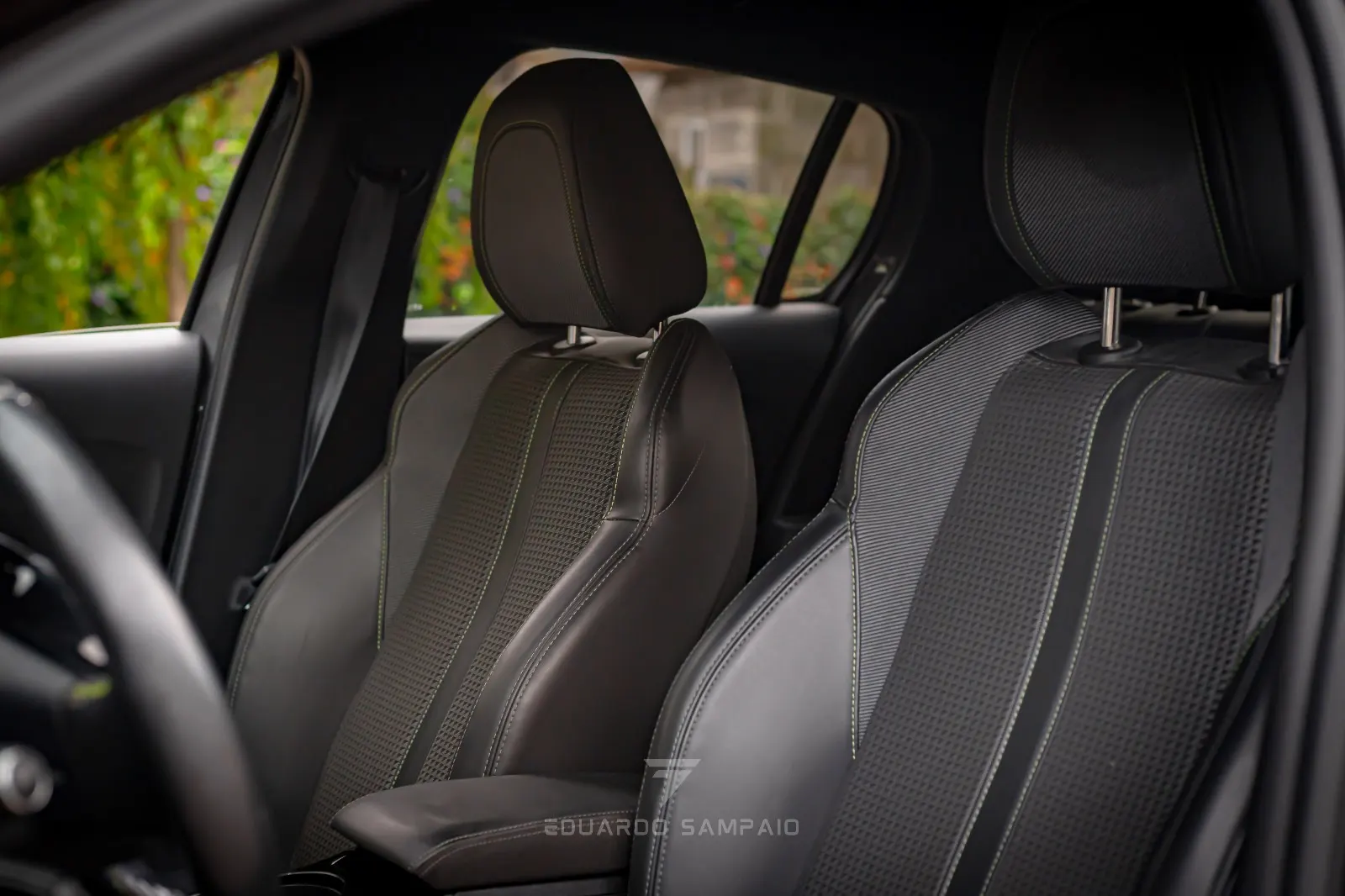 Peugeot 208 1.2 PureTech GT Line 8