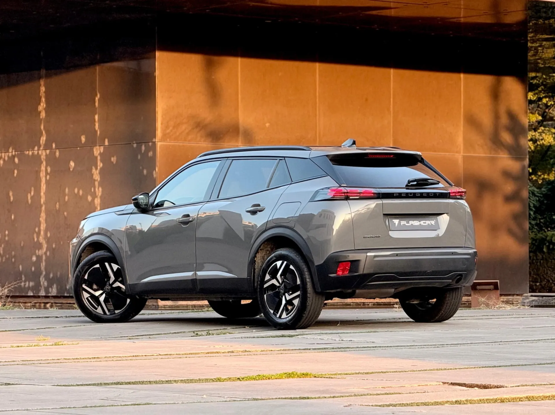 Peugeot 2008 1.2 PureTech Allure Pack 3