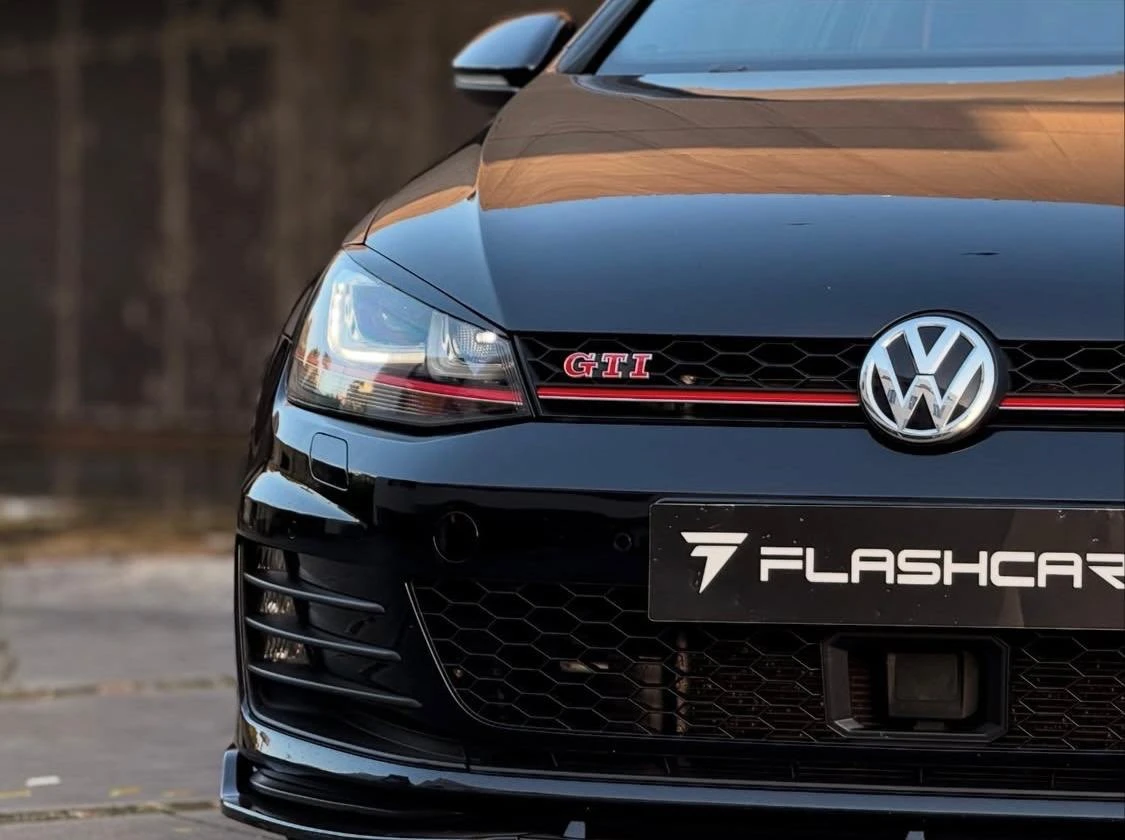 Volkswagen Golf GTI performance 13