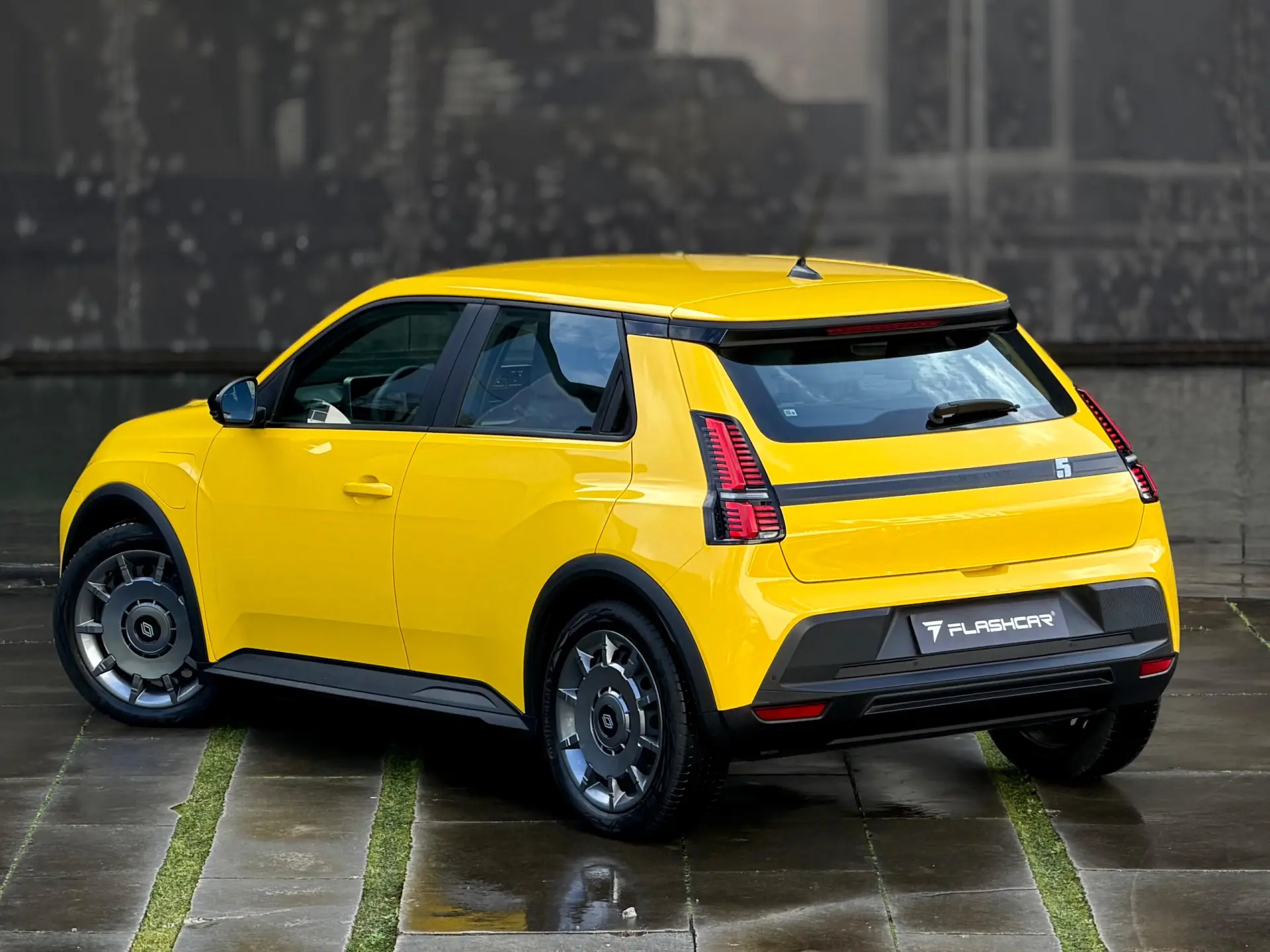 Renault 5 E-Tech 40 kWh Evolution Autonomia Urbana 17