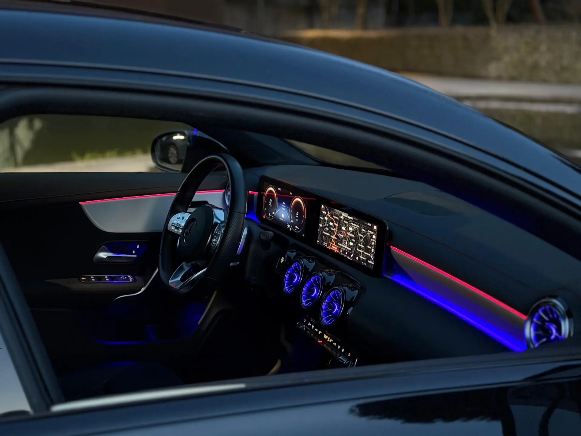 Mercedes-Benz CLA 250 e 8G-DCT AMG Line 17