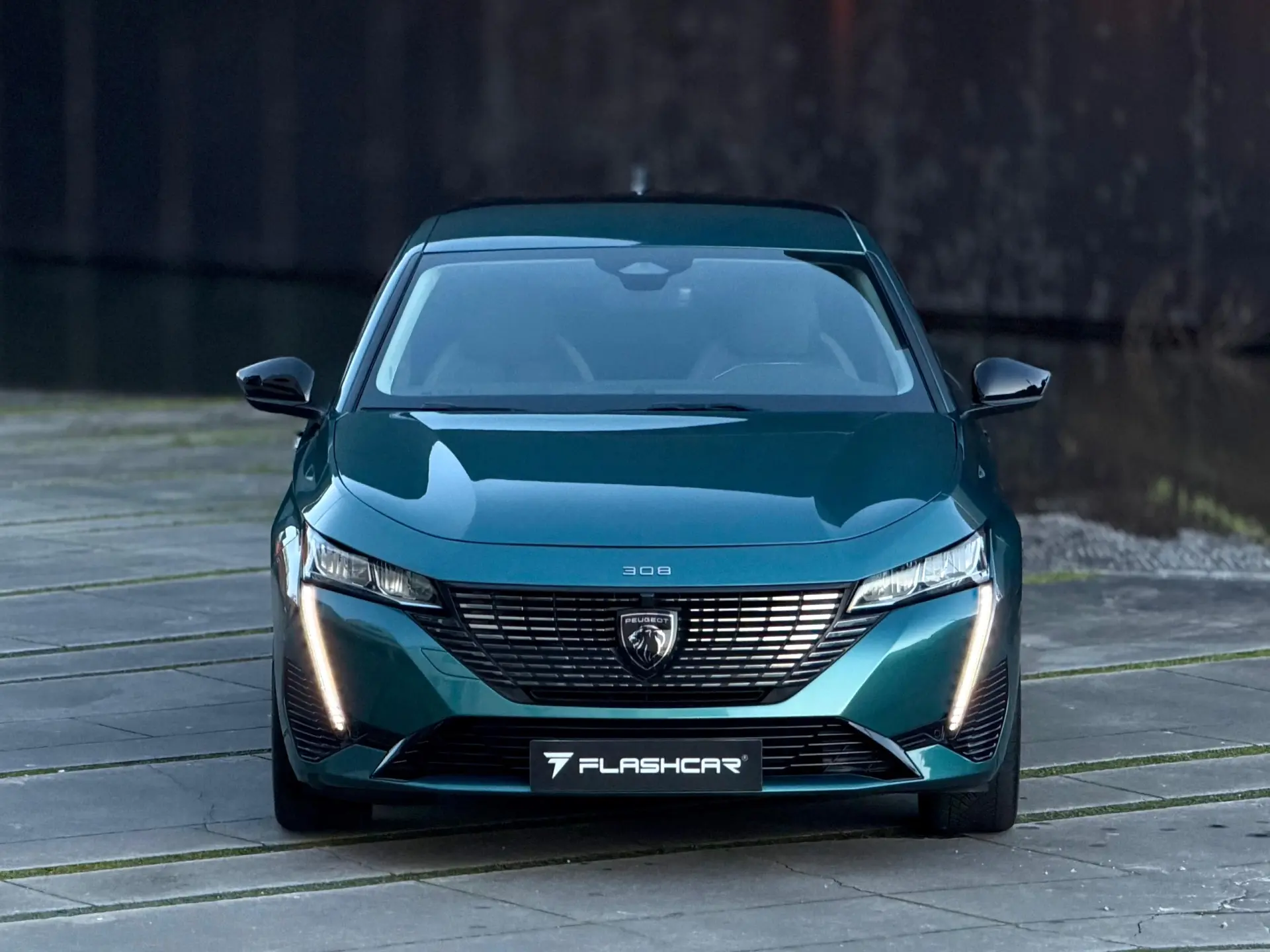 Peugeot 308 SW 1.2 PureTech Allure EAT6 29