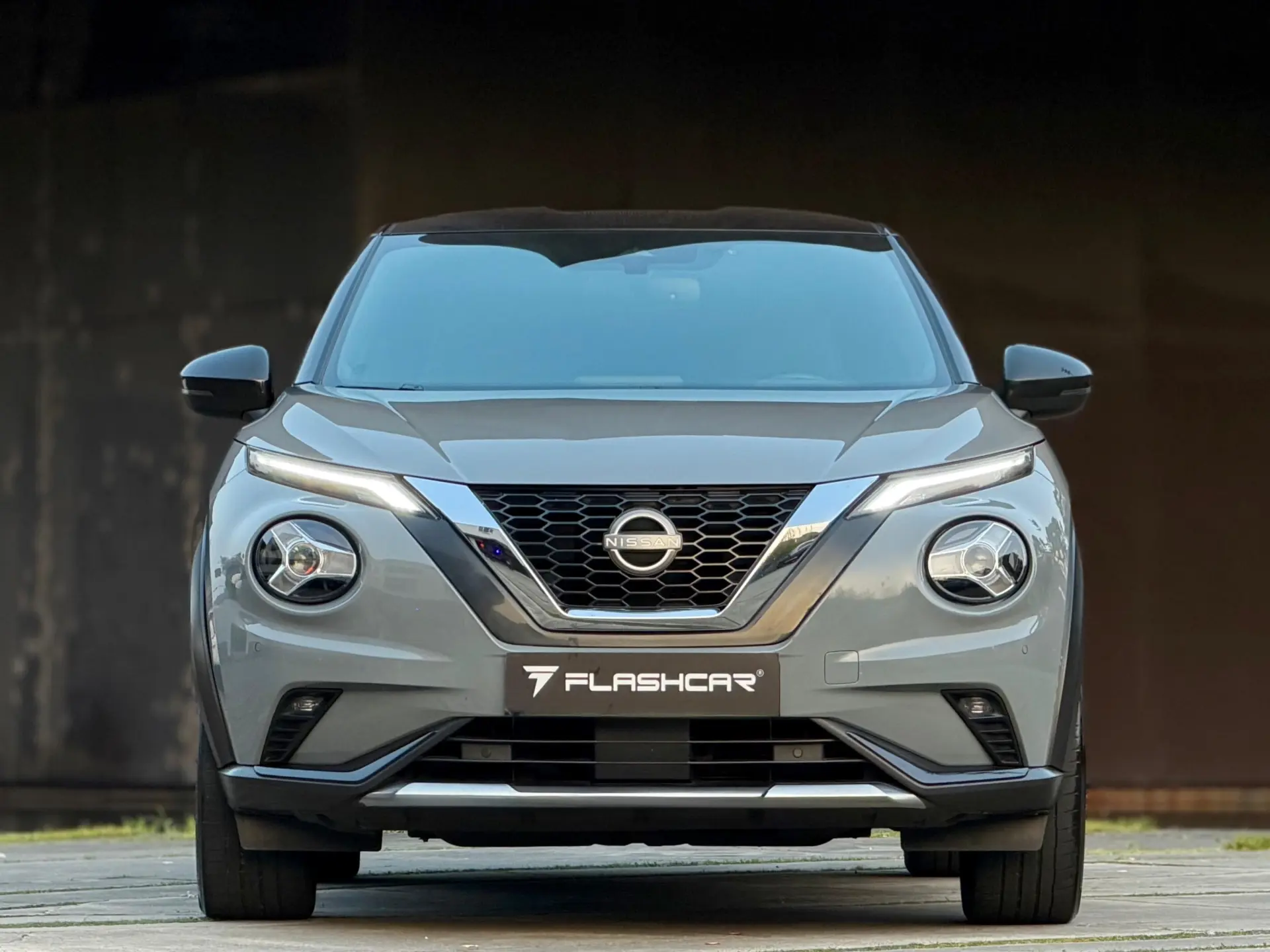 Nissan Juke 1.0 DIG-T N-Design Black 3