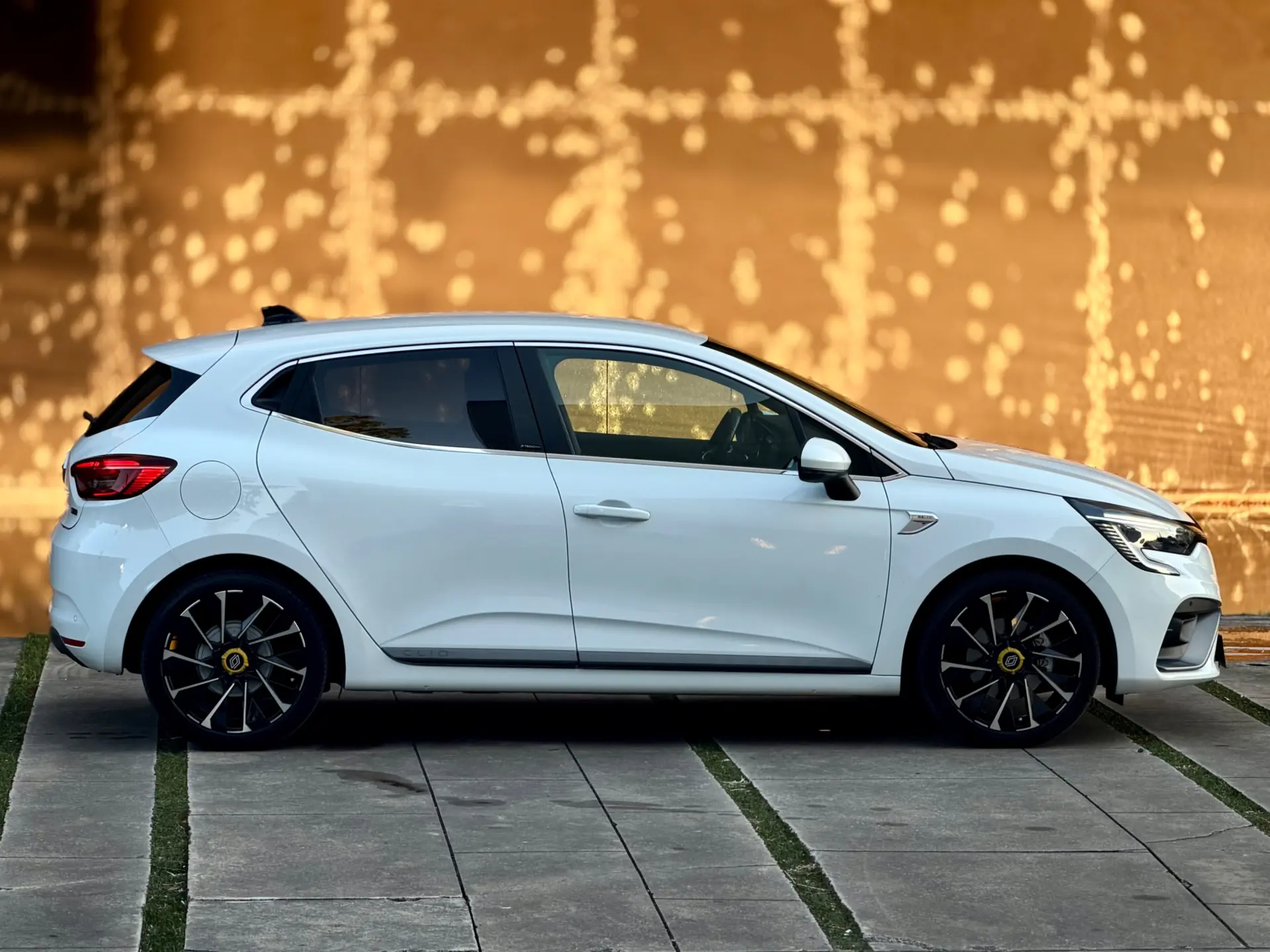 Renault Clio E.tech Hubrid RS-line 3