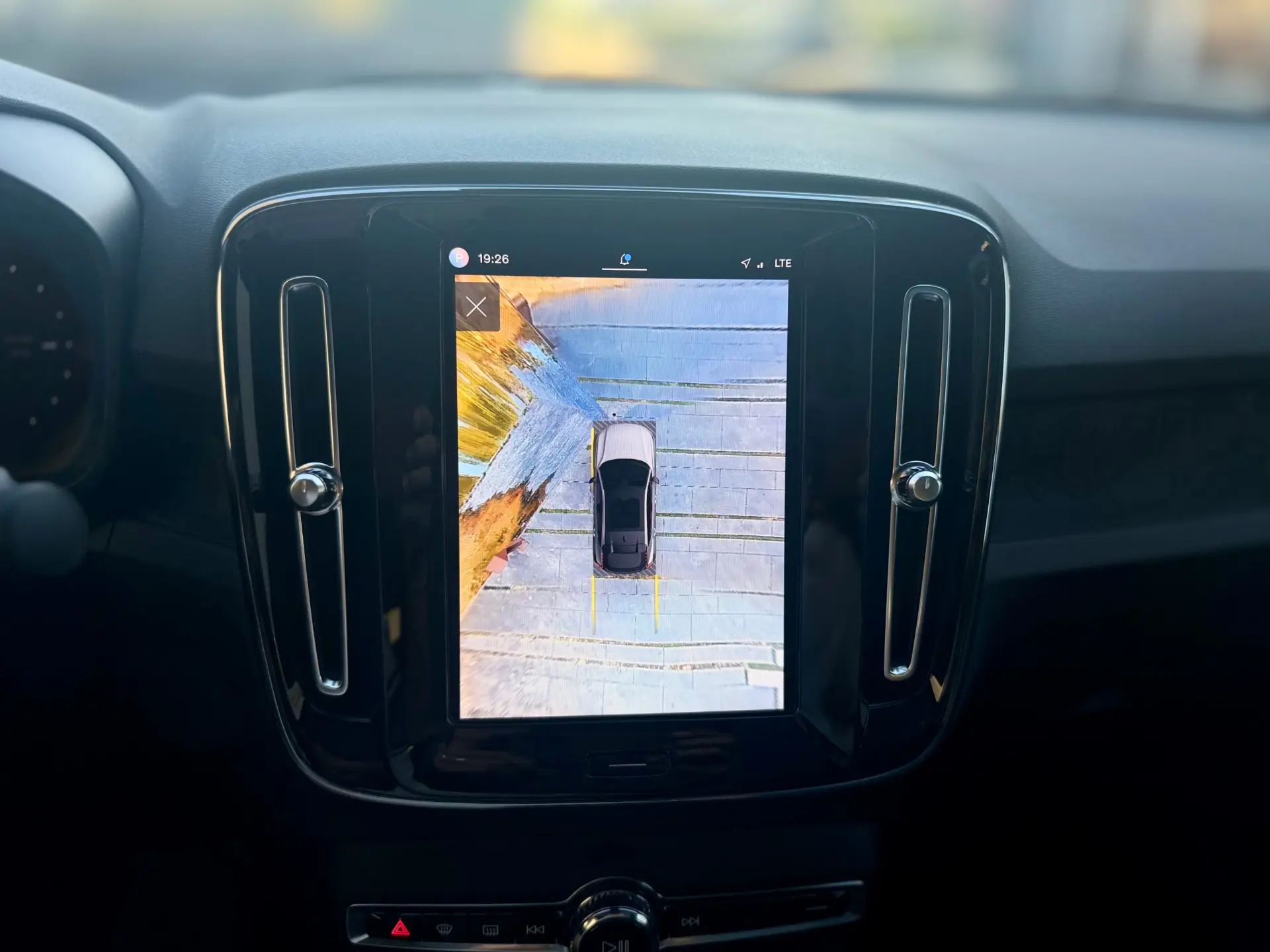 Volvo C40 Recharge 82 kWh Single M. Extended Range RWD Ultimate 21