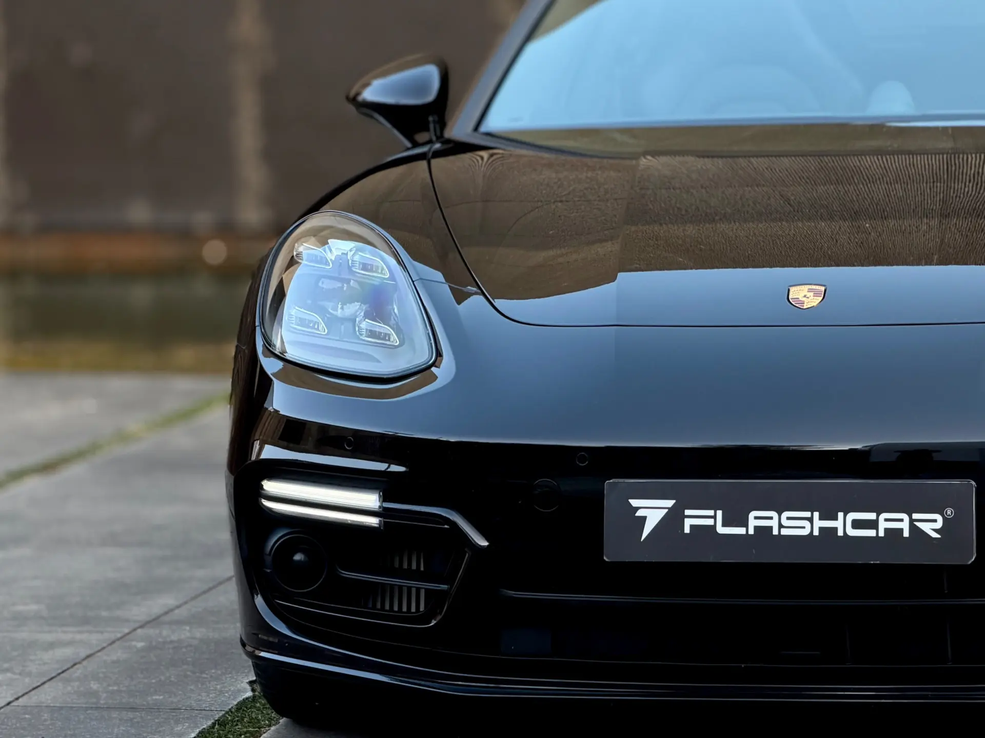 Porsche Panamera Sport Turismo 4 E-Hybrid Platinum Edition PDLS 32