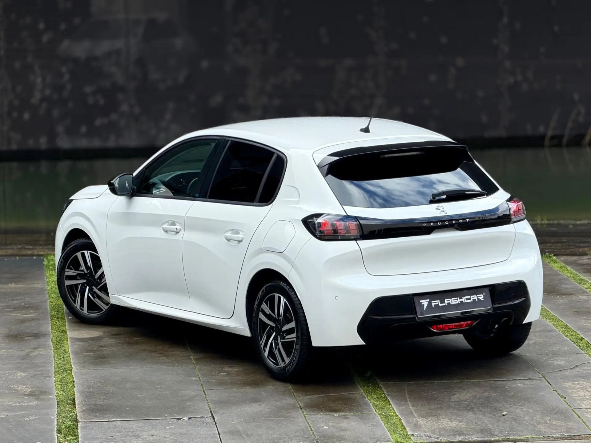 Peugeot 208 1.2 PureTech Allure Pack 19