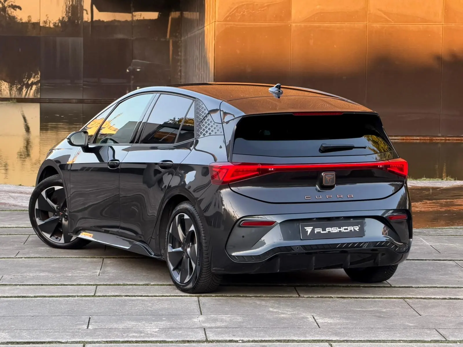 Cupra Born 77 kWh e-Boost Plus 55