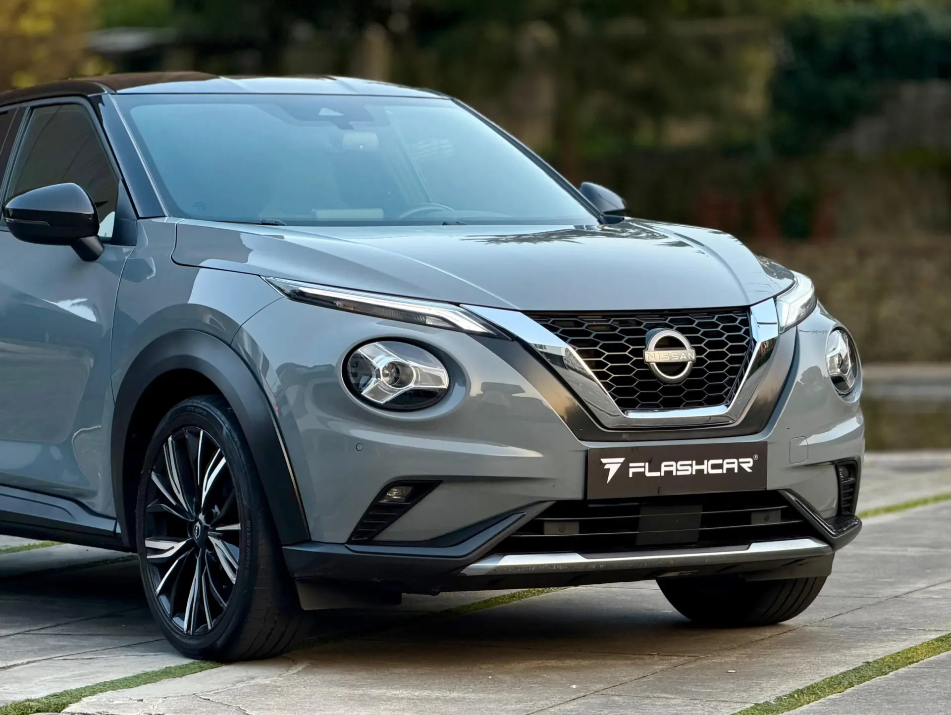 Nissan Juke 1.0 DIG-T N-Design Black 28