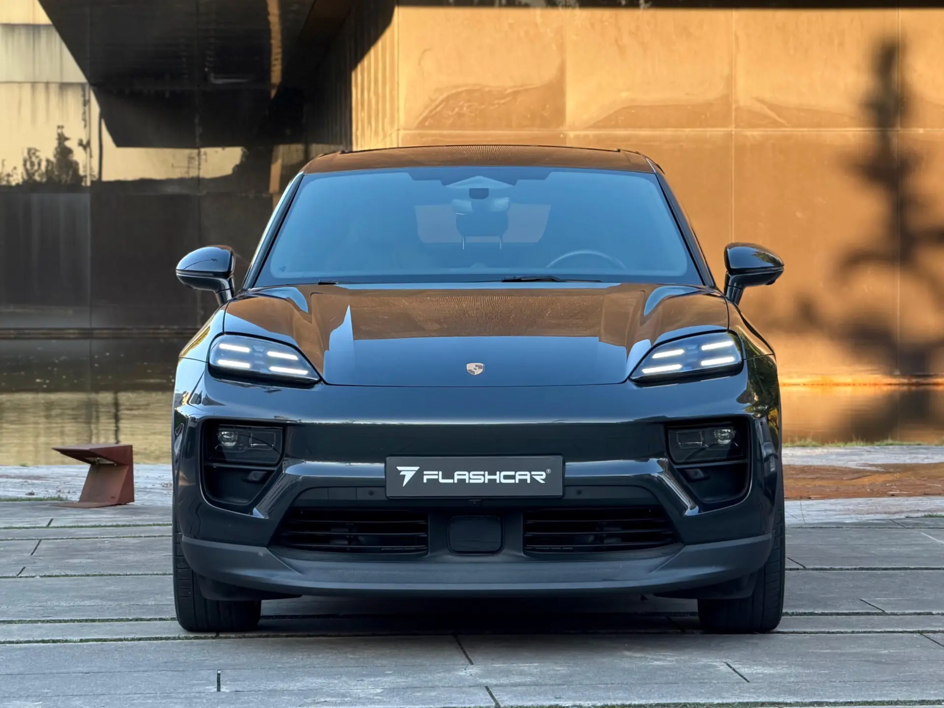 Porsche Macan Electric 46