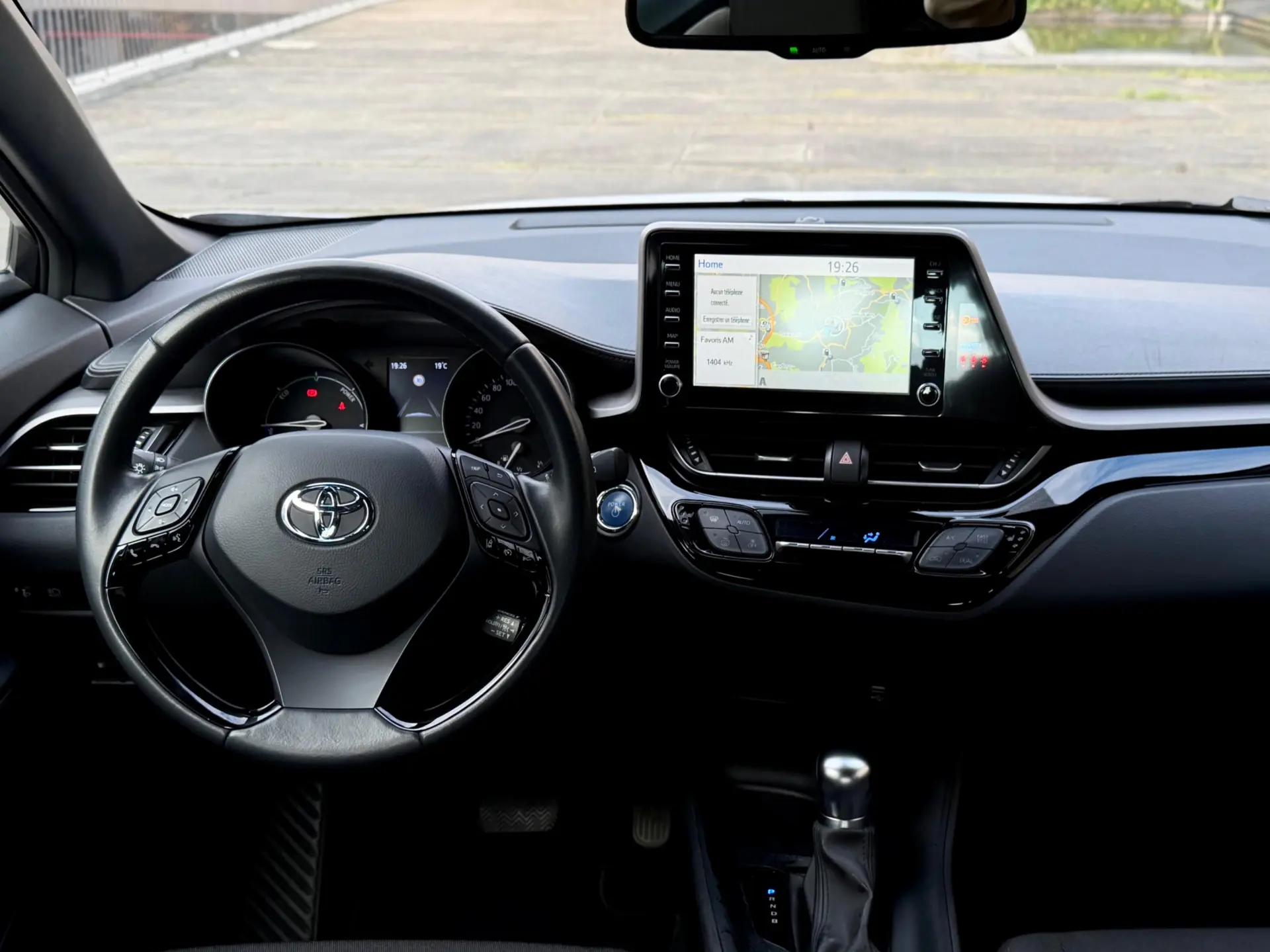 Toyota C-HR 1.8 Hybrid Exclusive 3