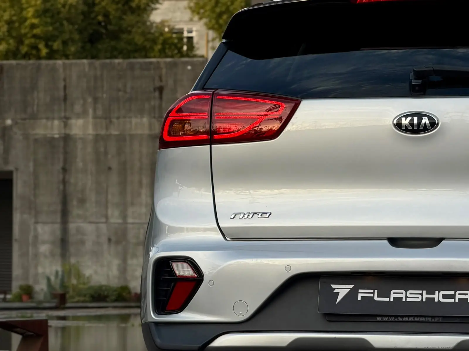 Kia Niro 1.6GDI HEV (Híbrido) TX 28