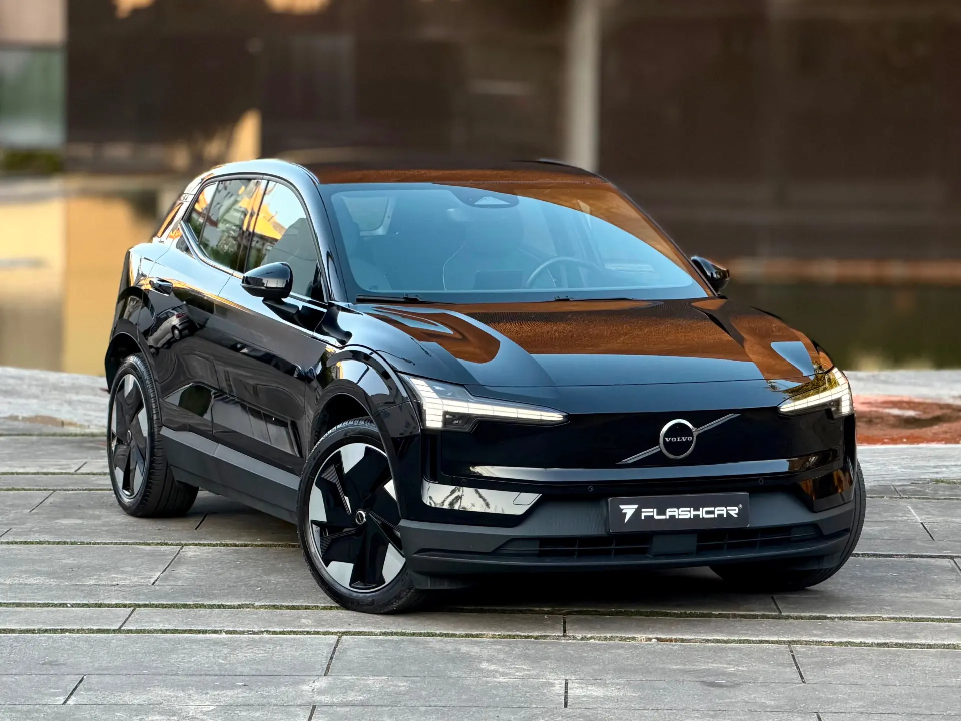Volvo EX30 Twin Motor Performance AWD Plus 23