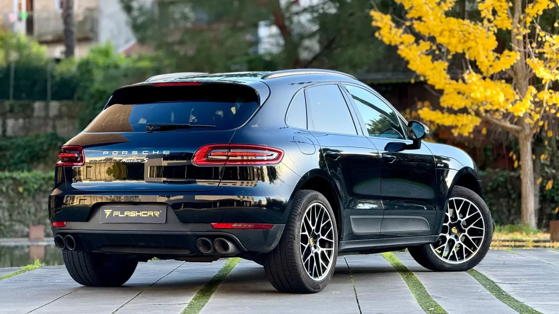Porsche Macan S 13
