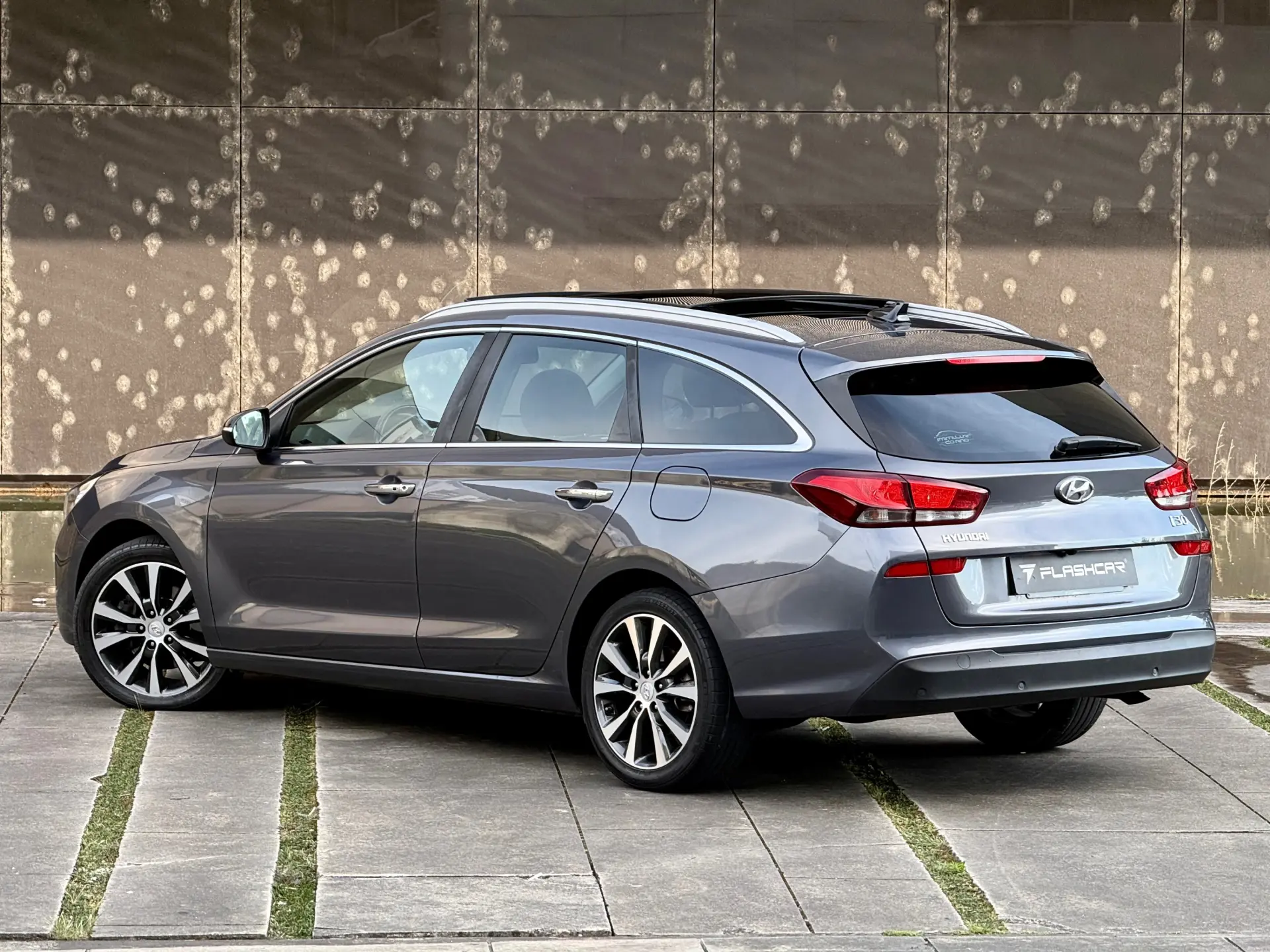 Hyundai i30 SW 1.6 CRDi Style+Navi 34