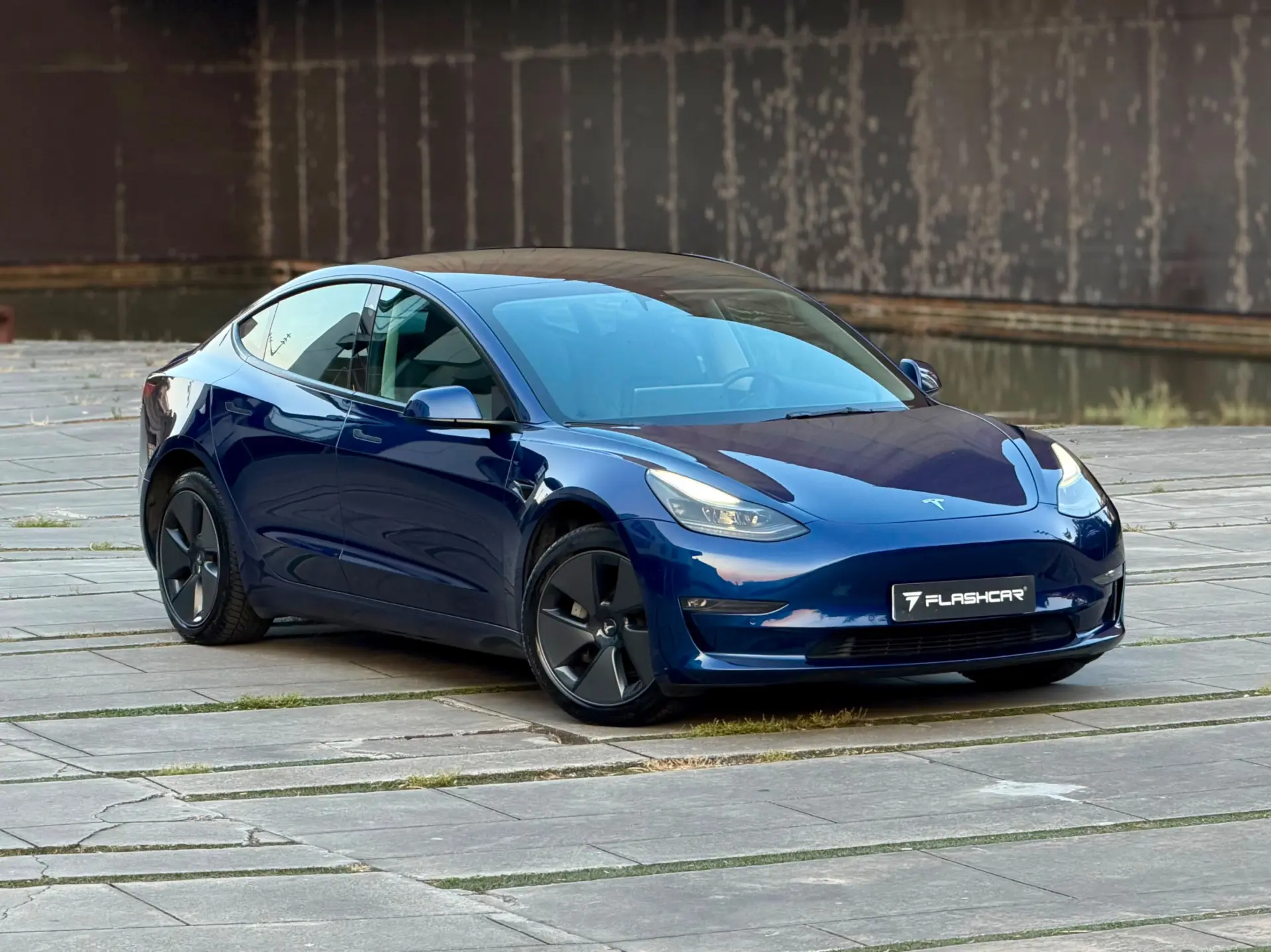 Tesla Model 3 Long Range AWD Dual Motor 1