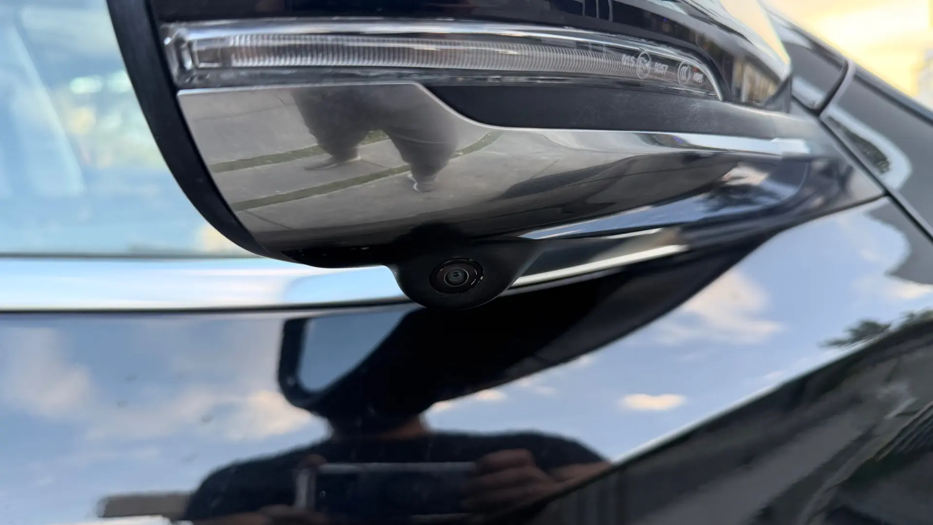Maxus Euniq 6 Standard 30