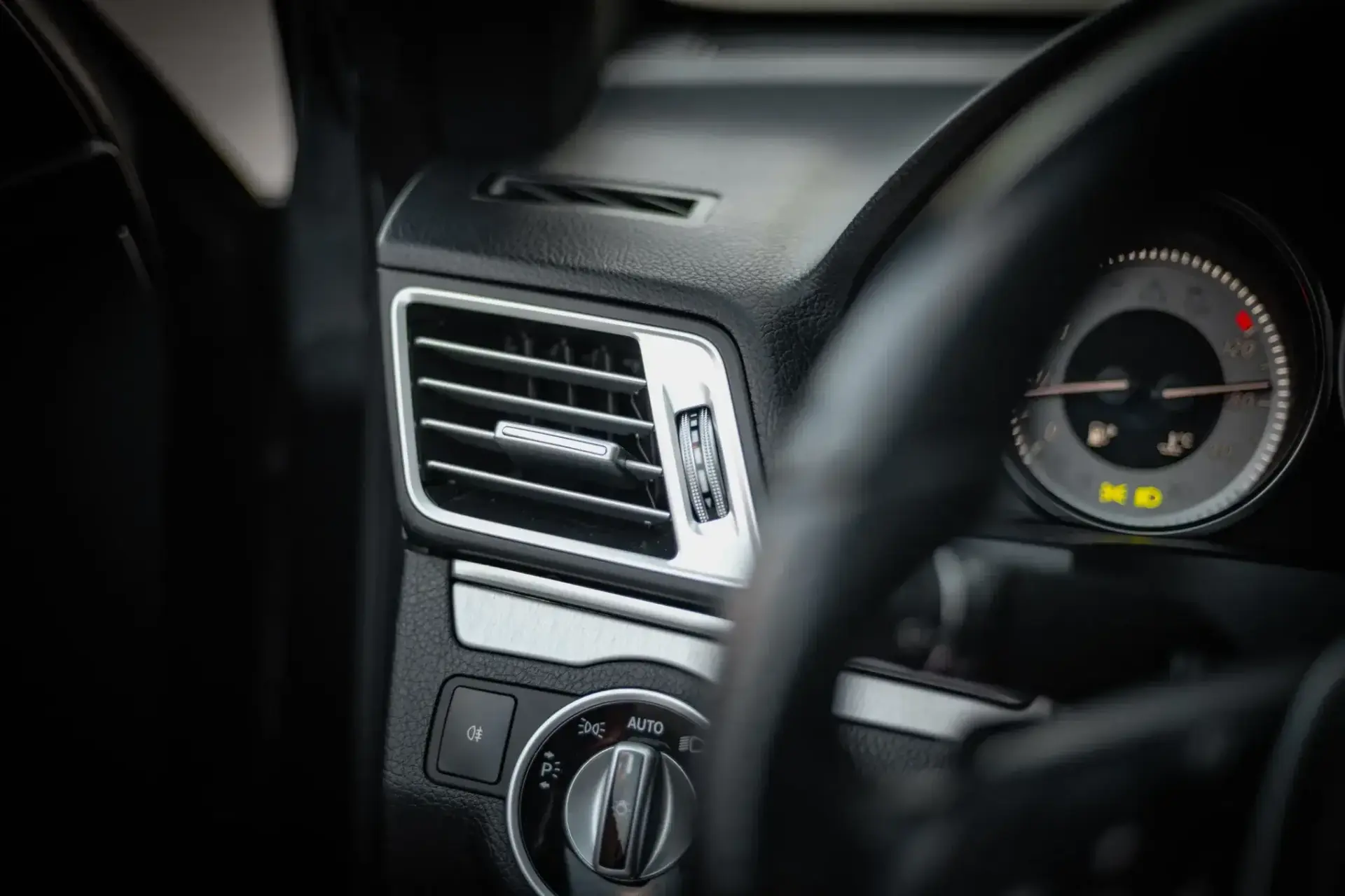 Mercedes-Benz E 220 45