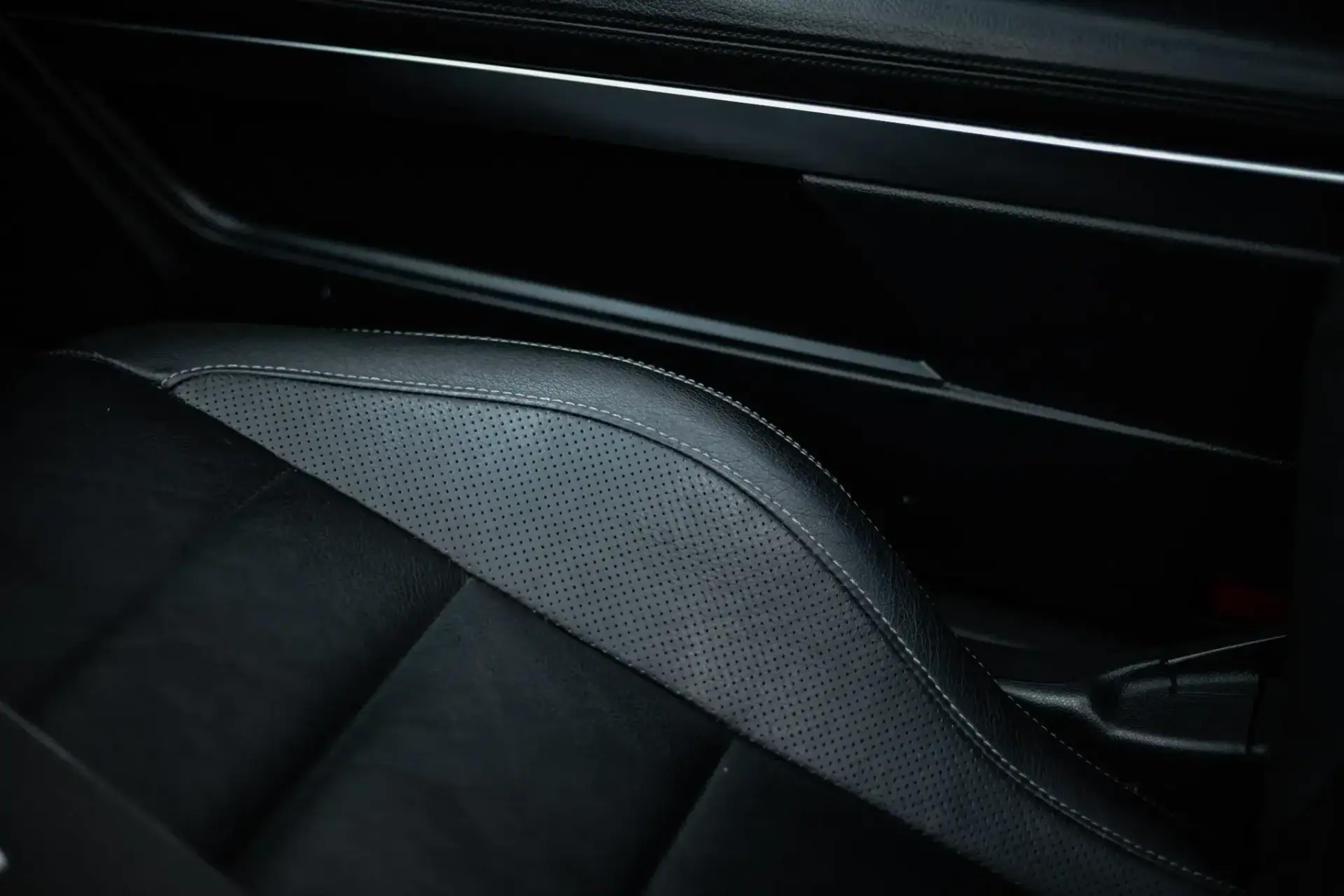 Mercedes-Benz E 220 12