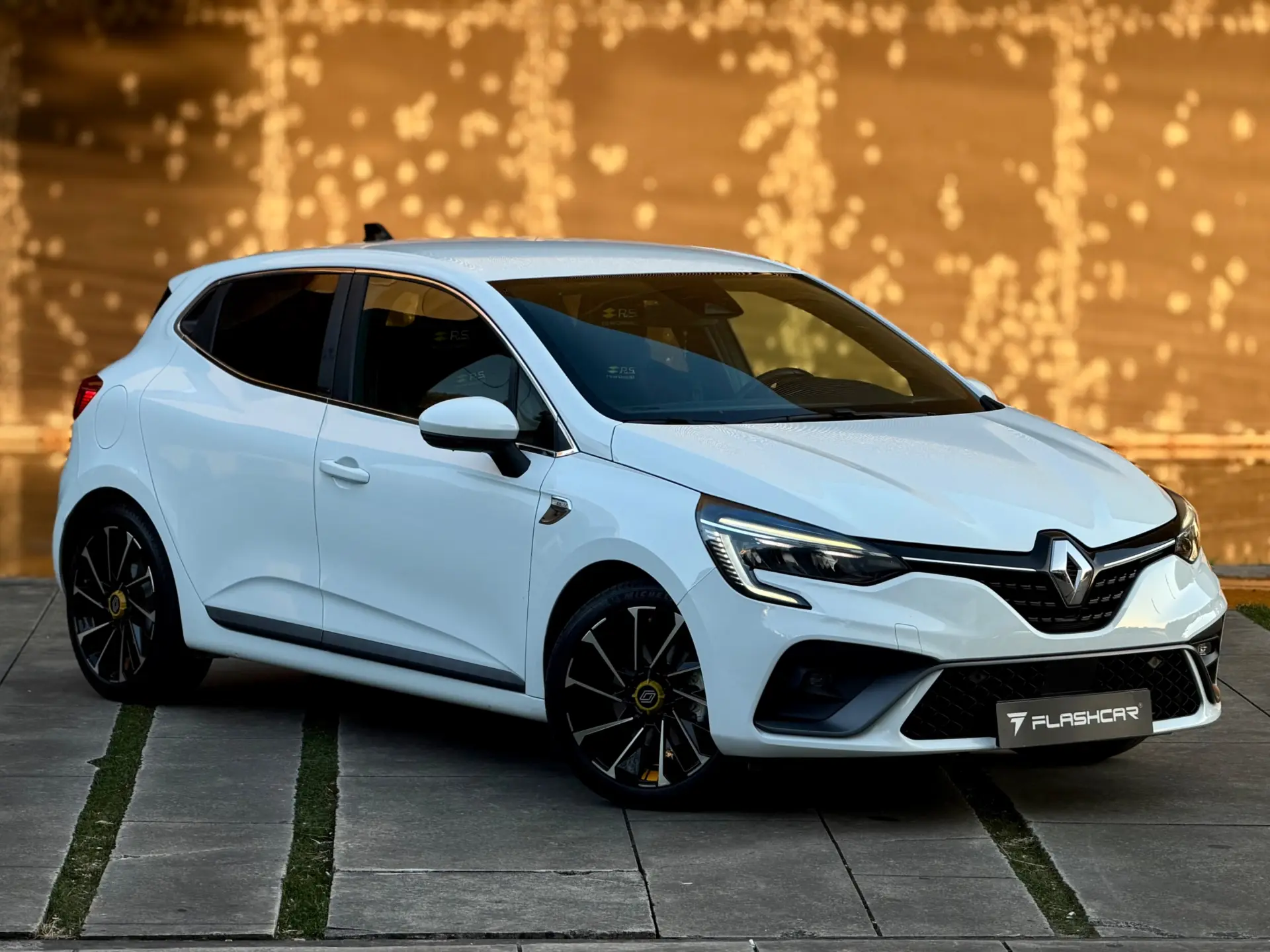 Renault Clio E.tech Hubrid RS-line 1