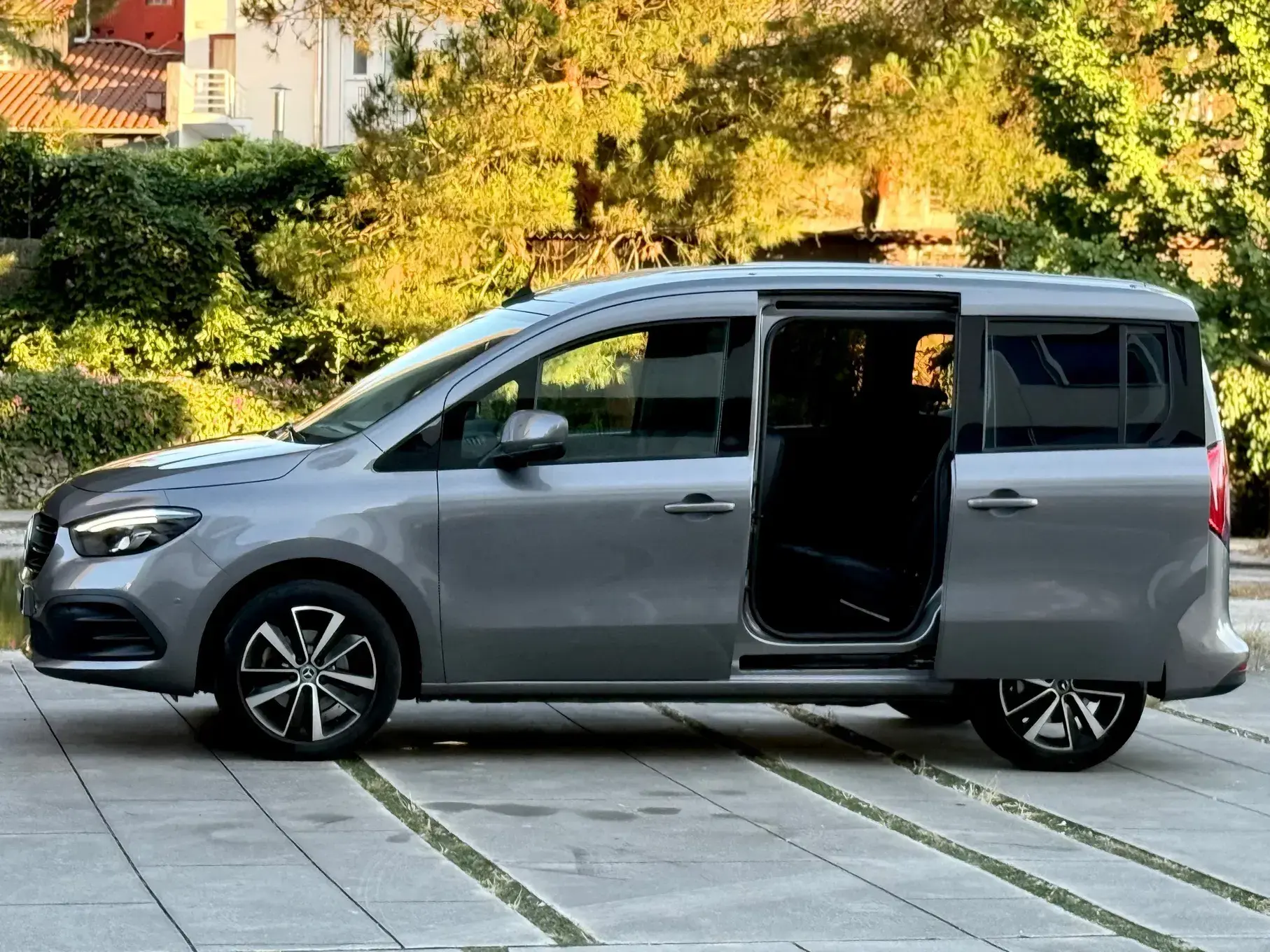 Mercedes-Benz T 180 Outro 11