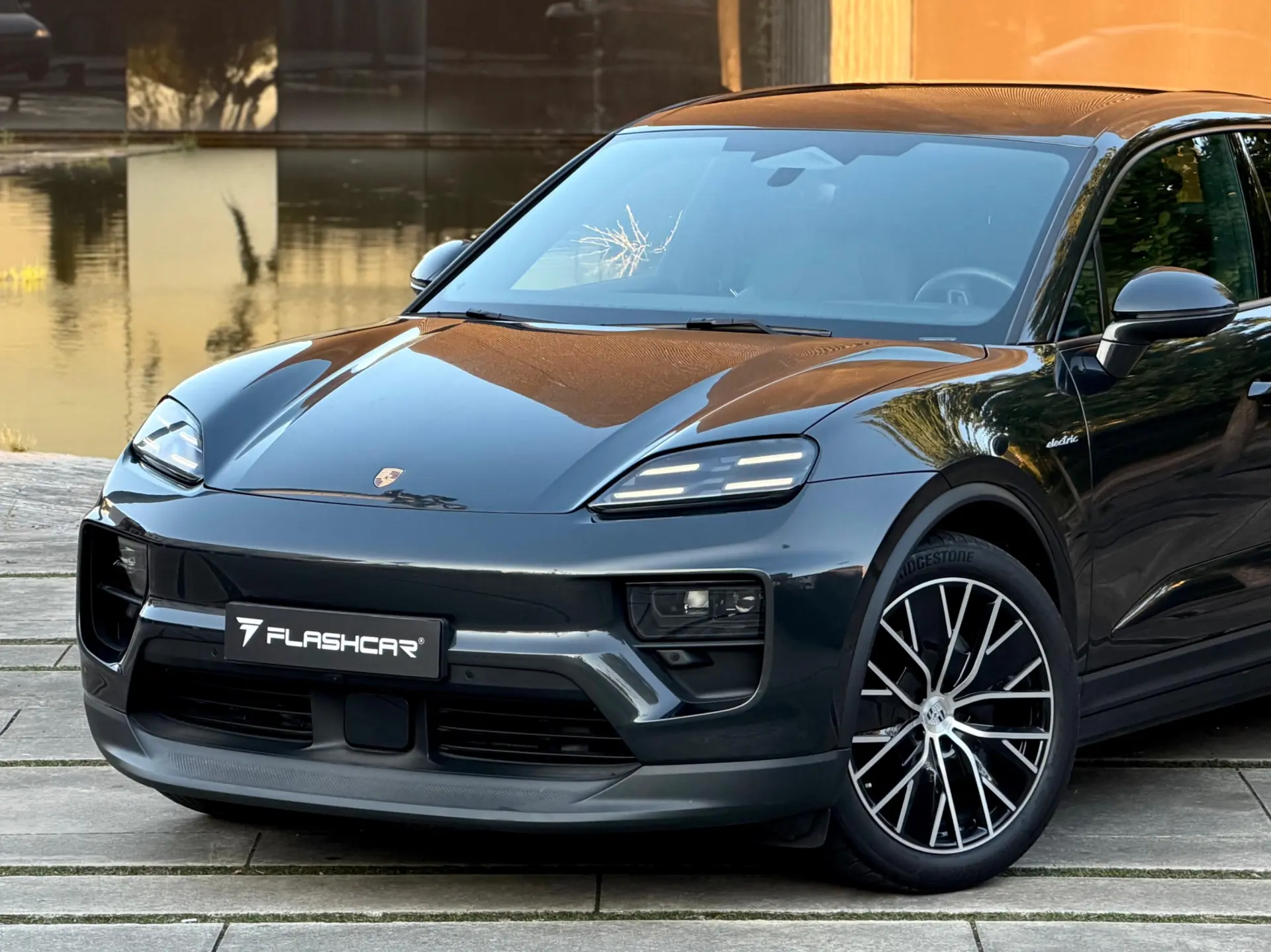Porsche Macan Electric 34