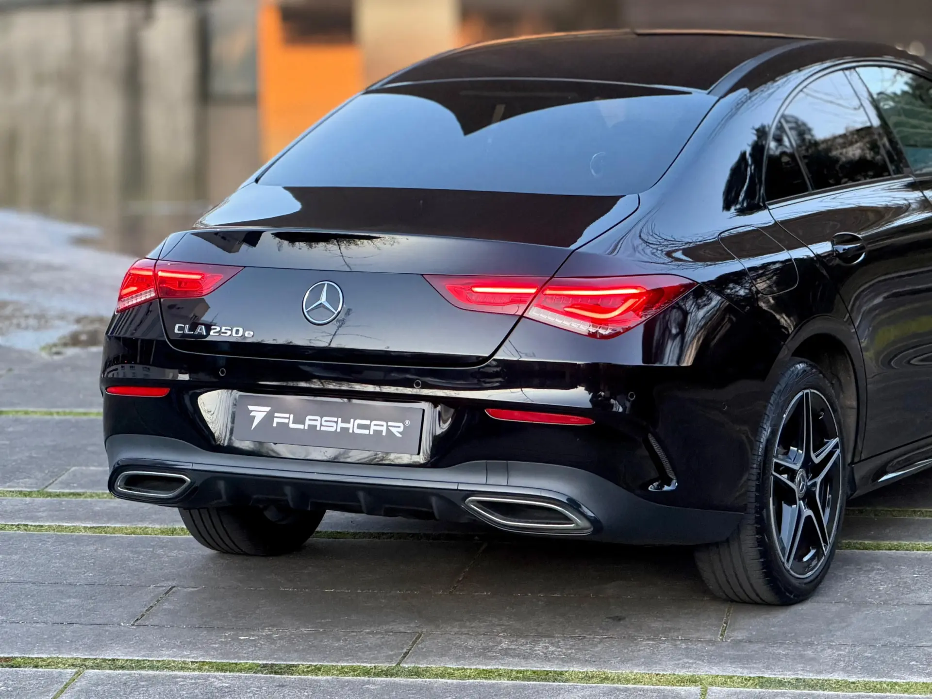 Mercedes-Benz CLA 250 e 8G-DCT AMG Line 36