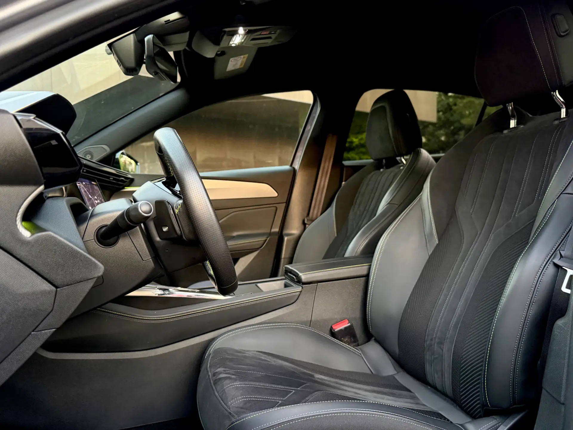 Peugeot 308 1.6 Hybrid GT Pack e-EAT8 40