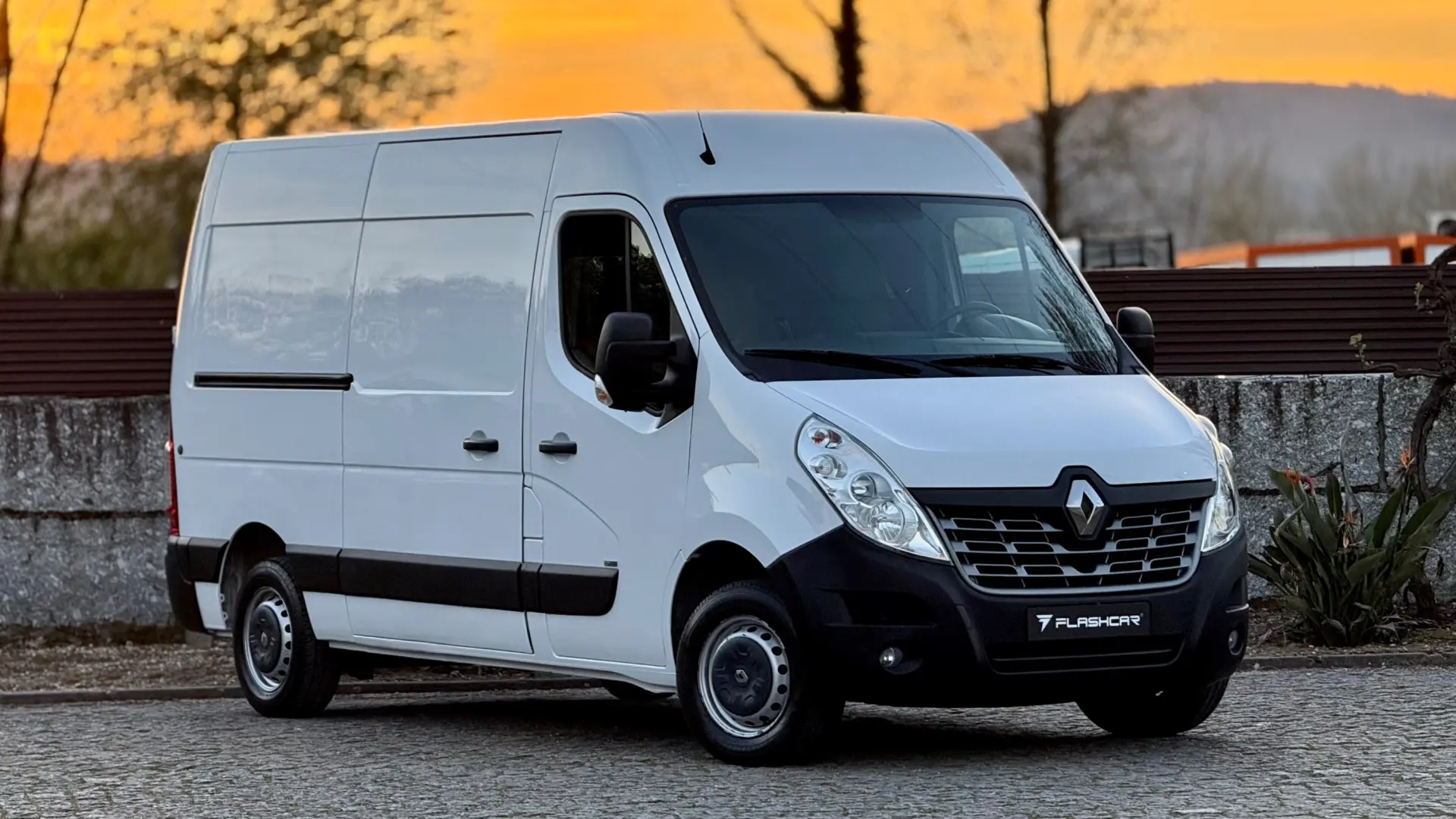 Renault Master E-Tech L2H2 3T5 Advance Autonomia Urbana 8