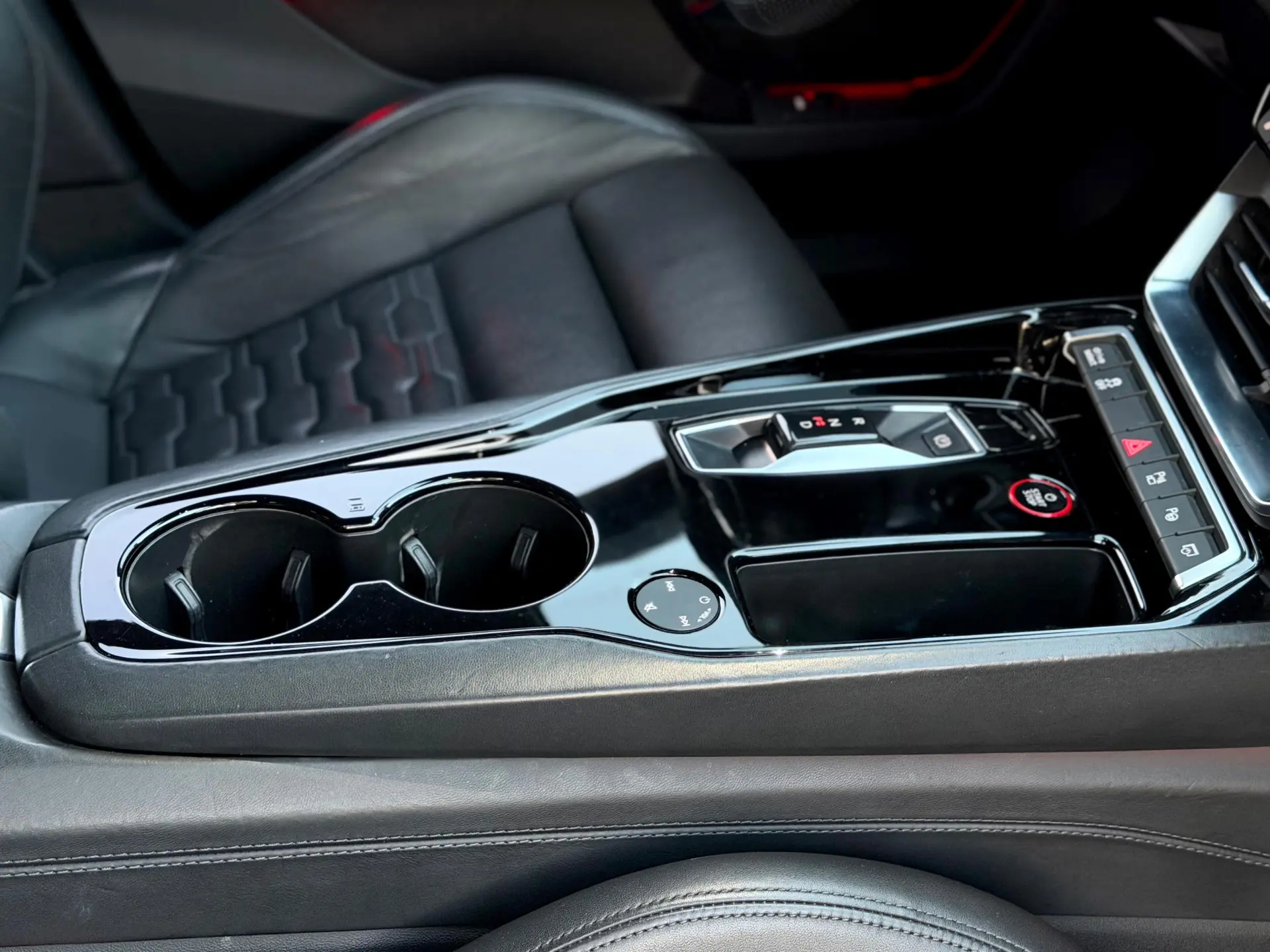 Audi e-tron GT quattro 73