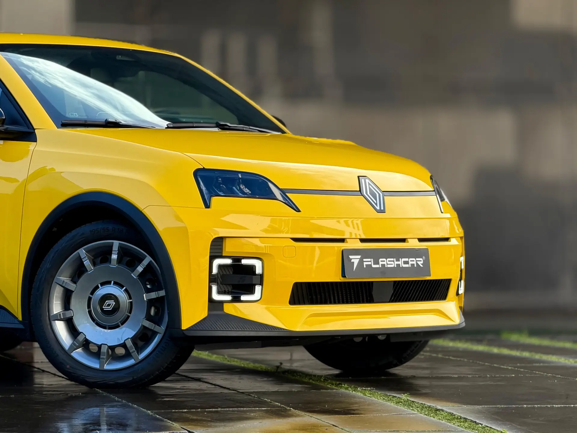 Renault 5 E-Tech 40 kWh Evolution Autonomia Urbana 44