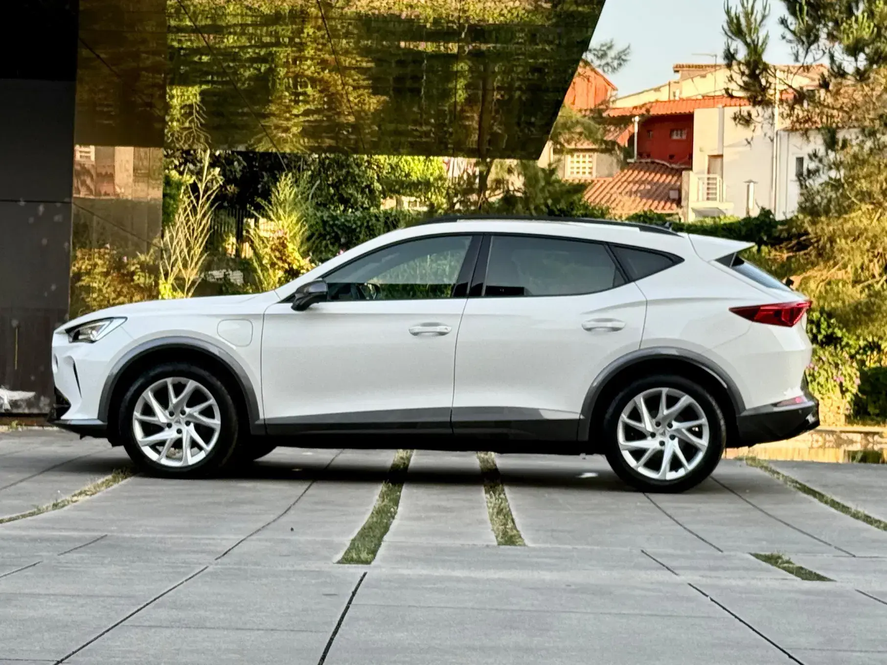 Cupra Formentor 1.4 e-Hybrid Sport DSG 8