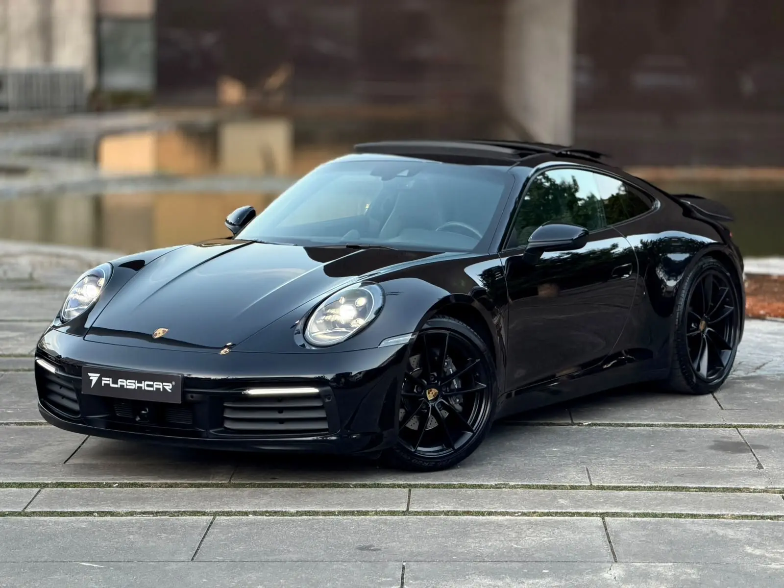 Porsche 911 (992) Carrera 4 PDK 12
