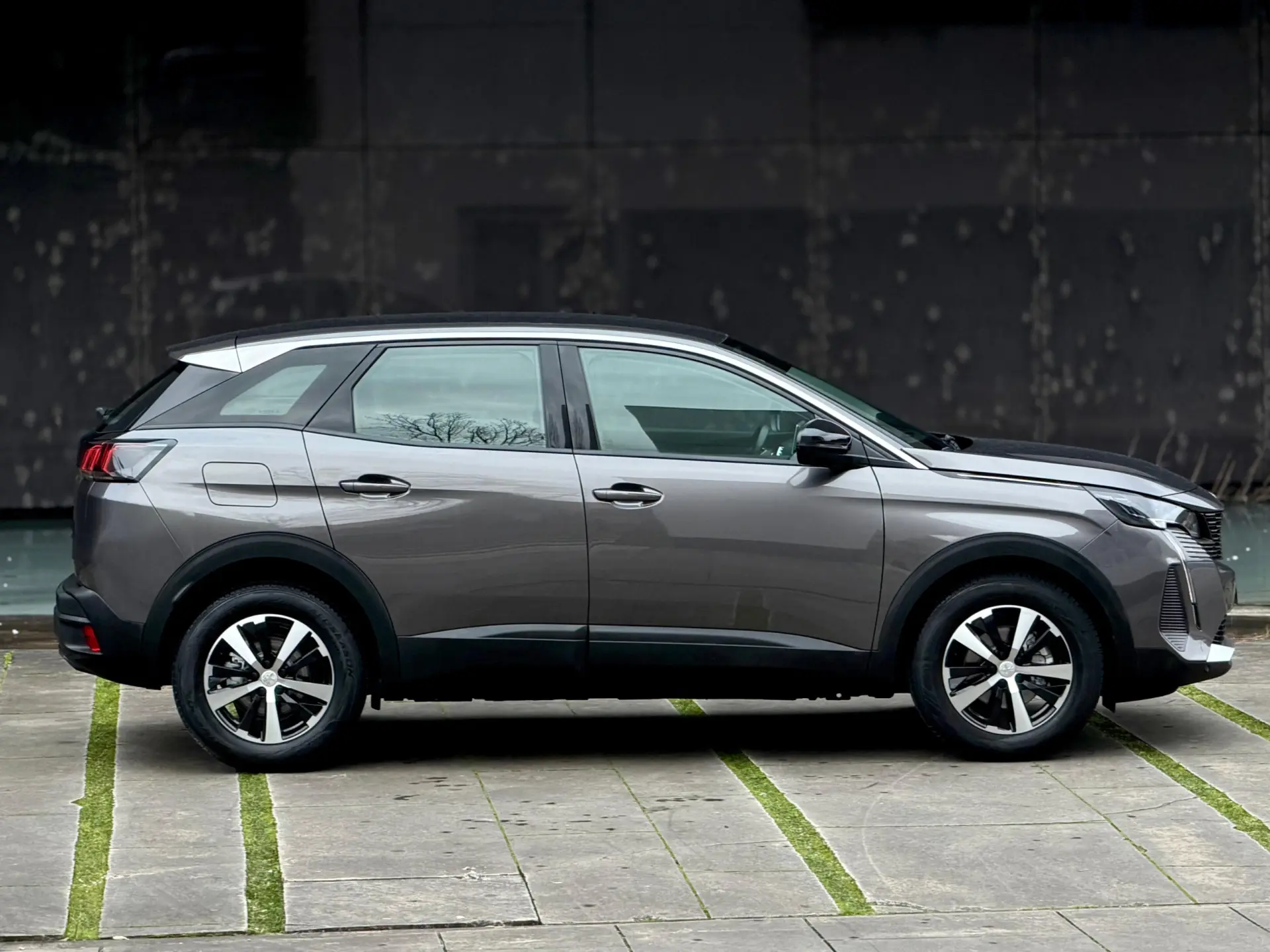 Peugeot 3008 1.2 PureTech Allure Pack EAT8 4
