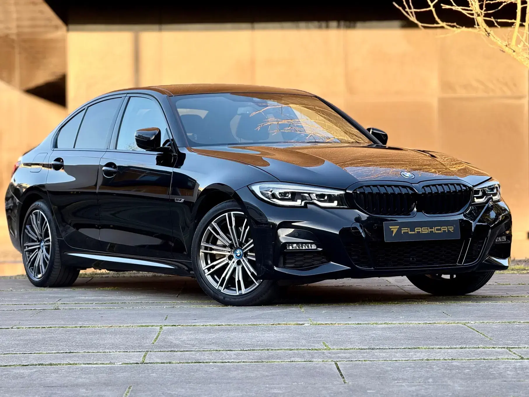 BMW 320 e Pack Desportivo M Auto 12