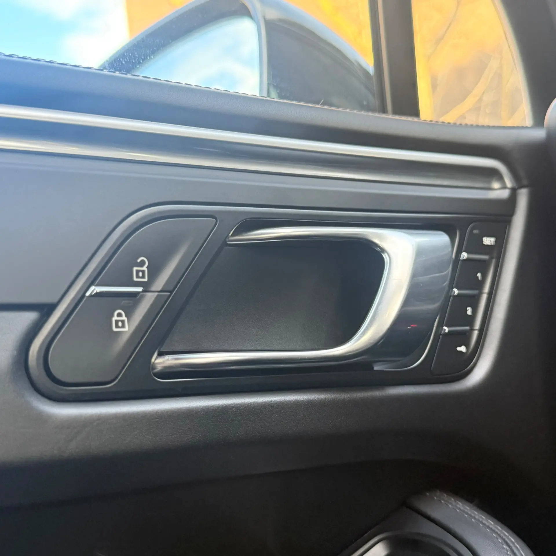 Porsche Macan Standard 7